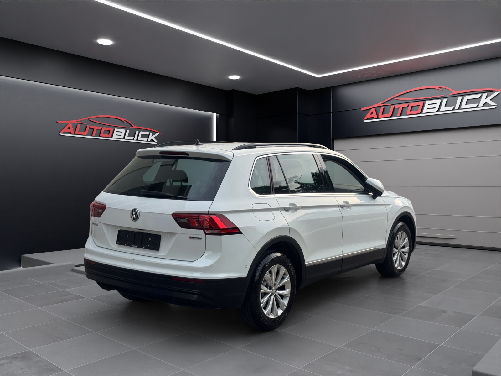 VW Tiguan 2.0 TDI SCR Offroad 4Motion DSG * Frisch ab Service & ab MFK-showroom-element-3