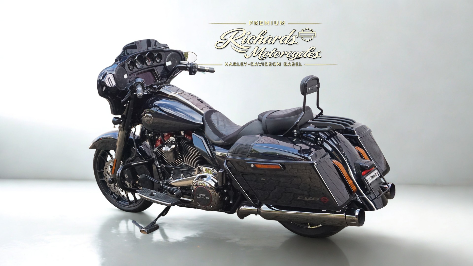 HARLEY-DAVIDSON FLHXSE Street Glide CVO 117-image-5