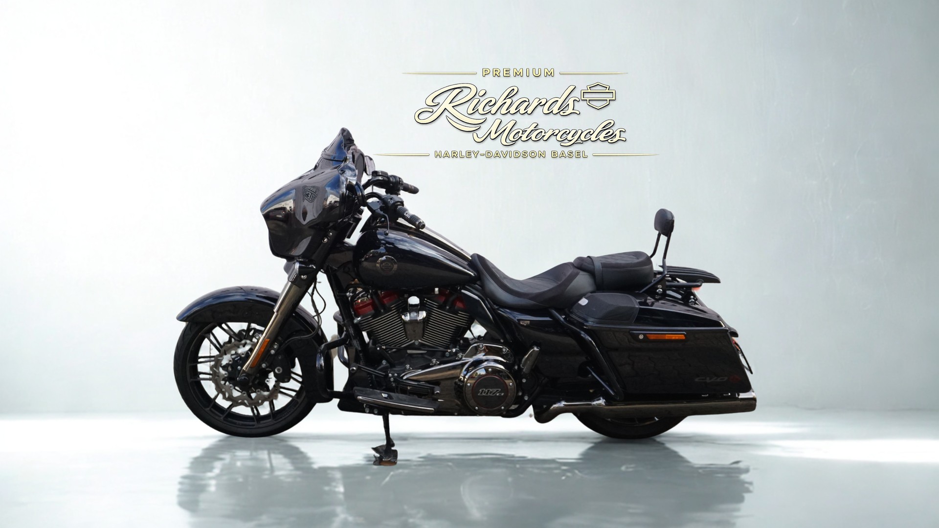 HARLEY-DAVIDSON FLHXSE Street Glide CVO 117-image-3