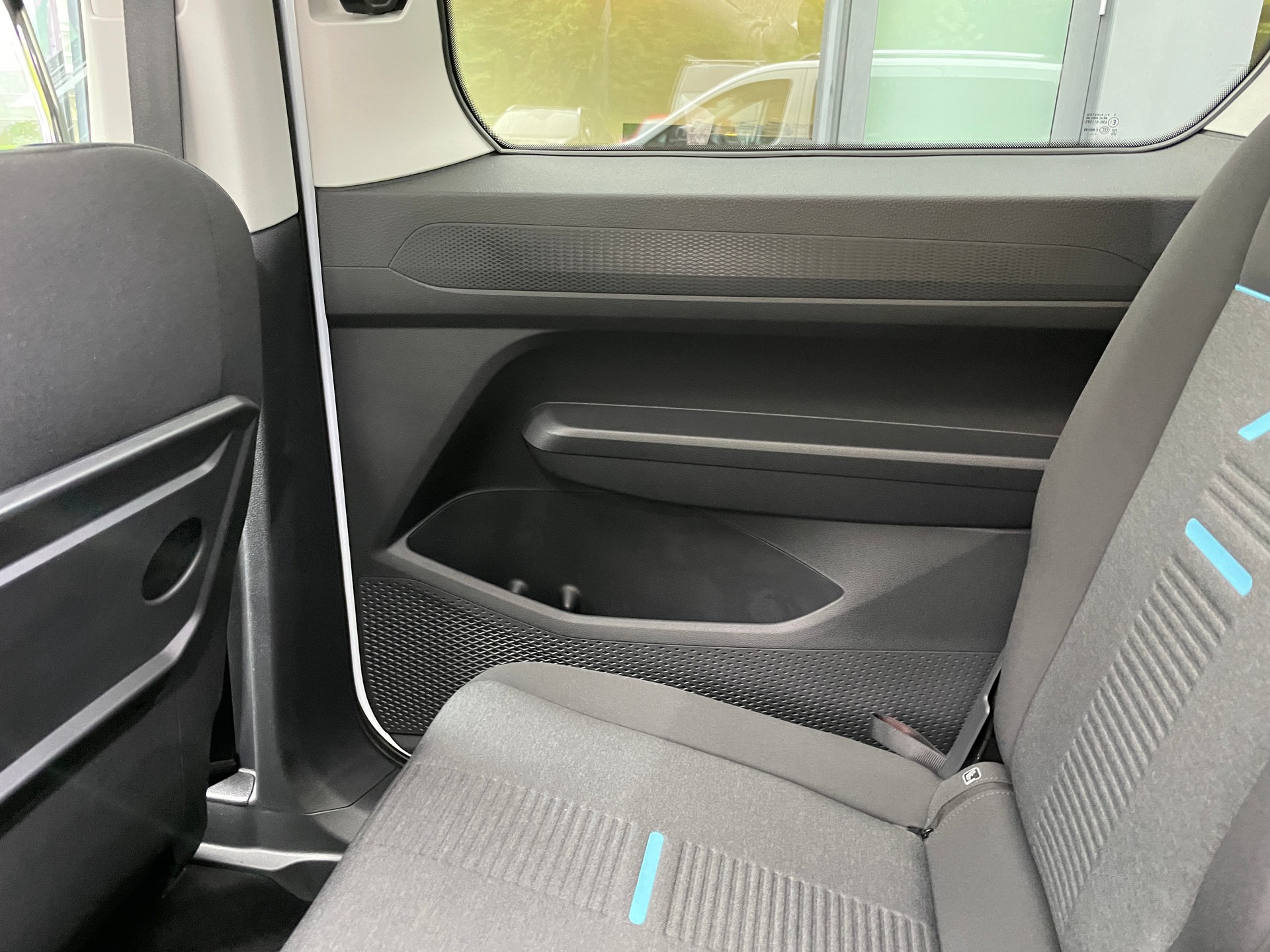 FORD Grand Tourneo Connect 2.0 EcoBlue AWD Active 7-Sitzer-image-15