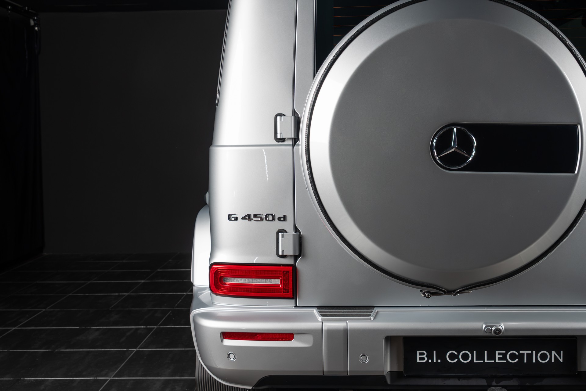 MERCEDES-BENZ G 450d 9G-Tronic-image-8