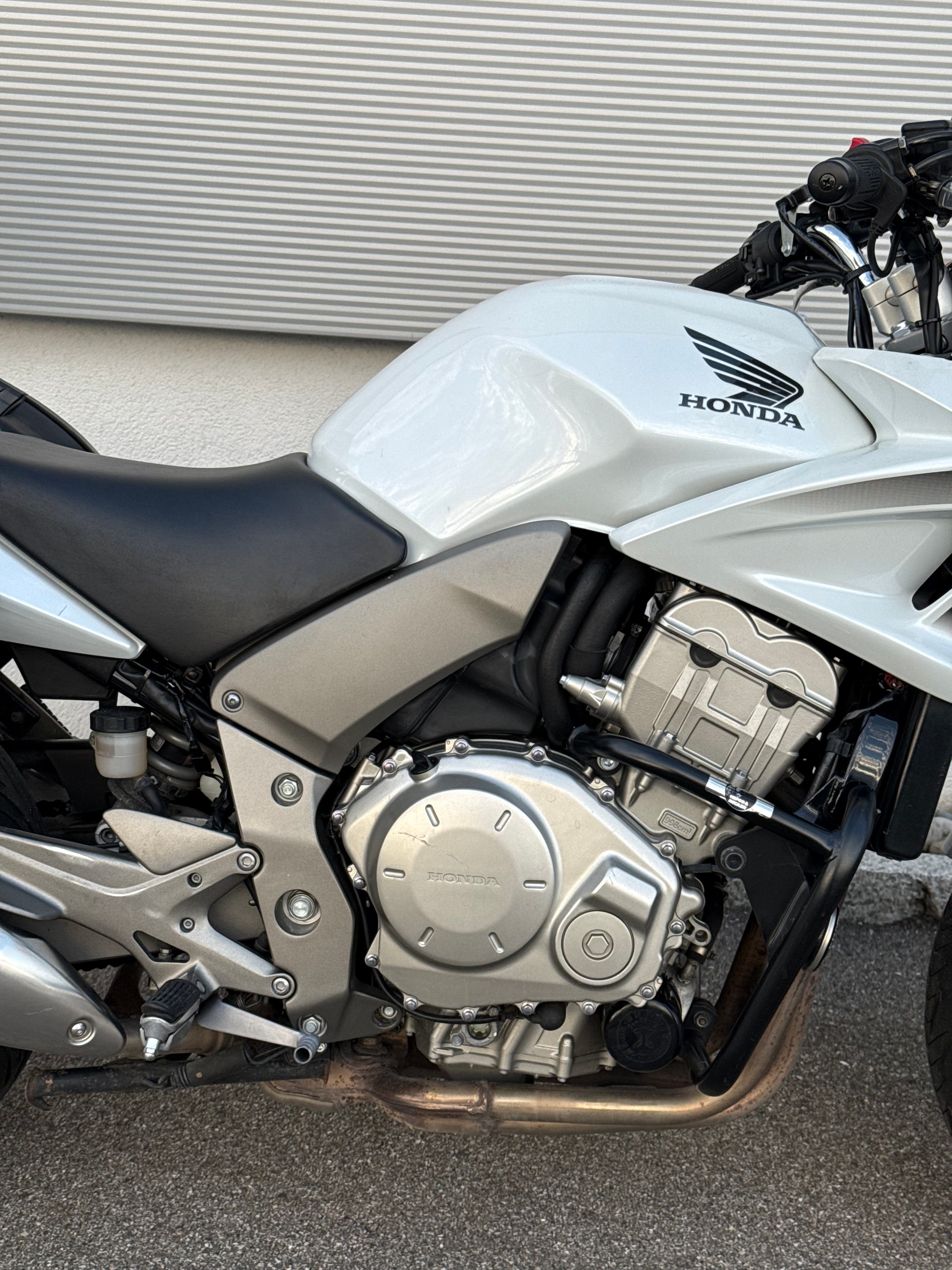 HONDA CBF 1000 ABS GT Edition-image-4