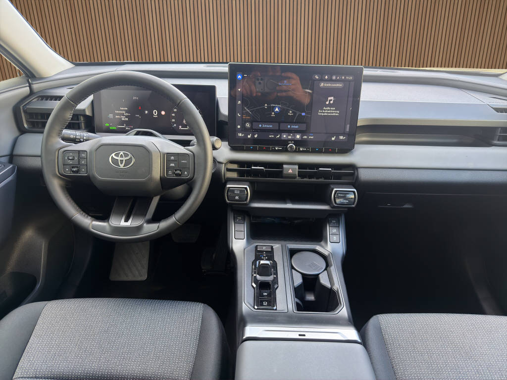 TOYOTA RAV-4 2.5 HEV Trend 4WD-image-16