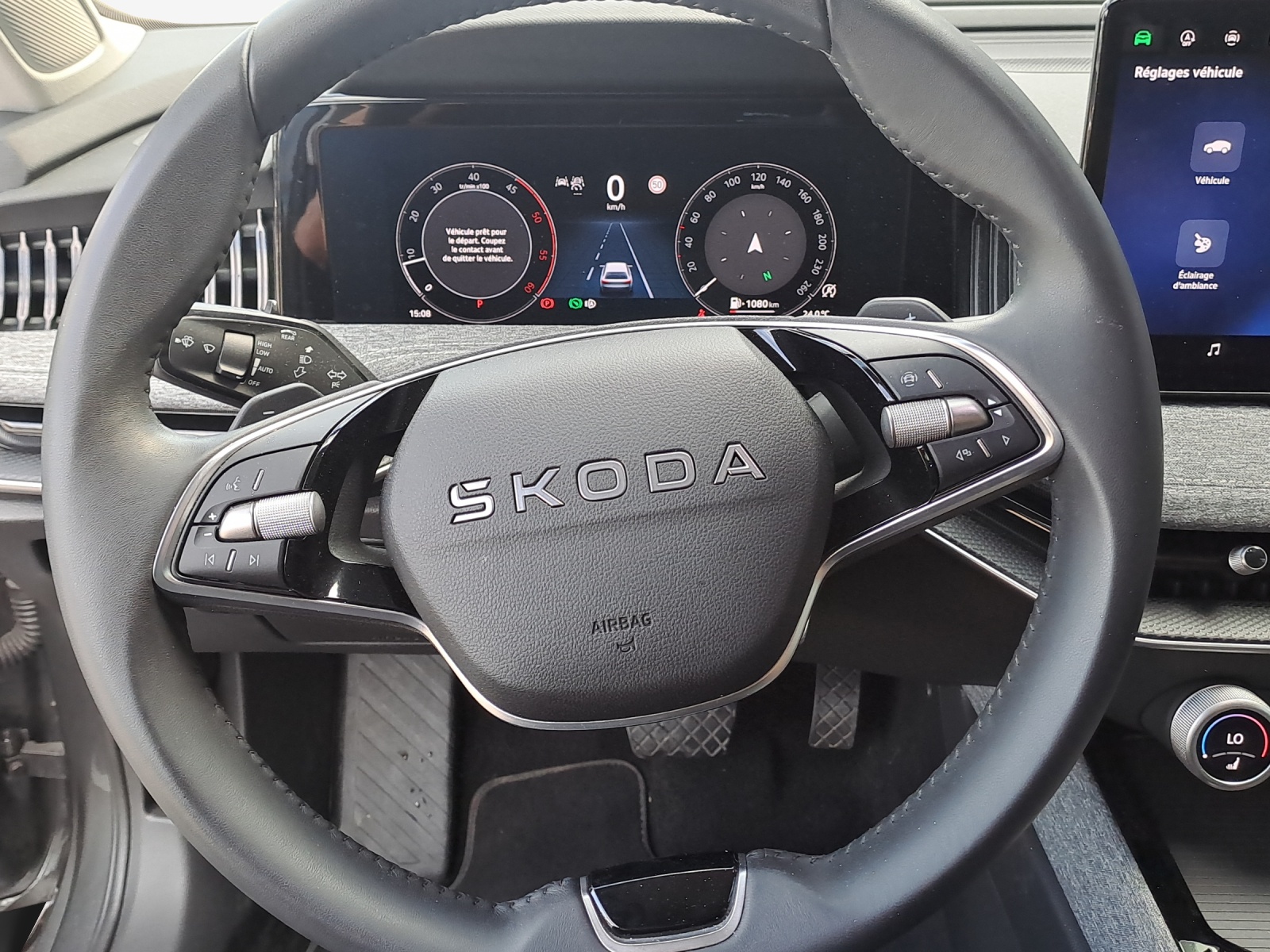 SKODA Superb Combi 2.0 TDi Selection 4x4 DSG-image-9