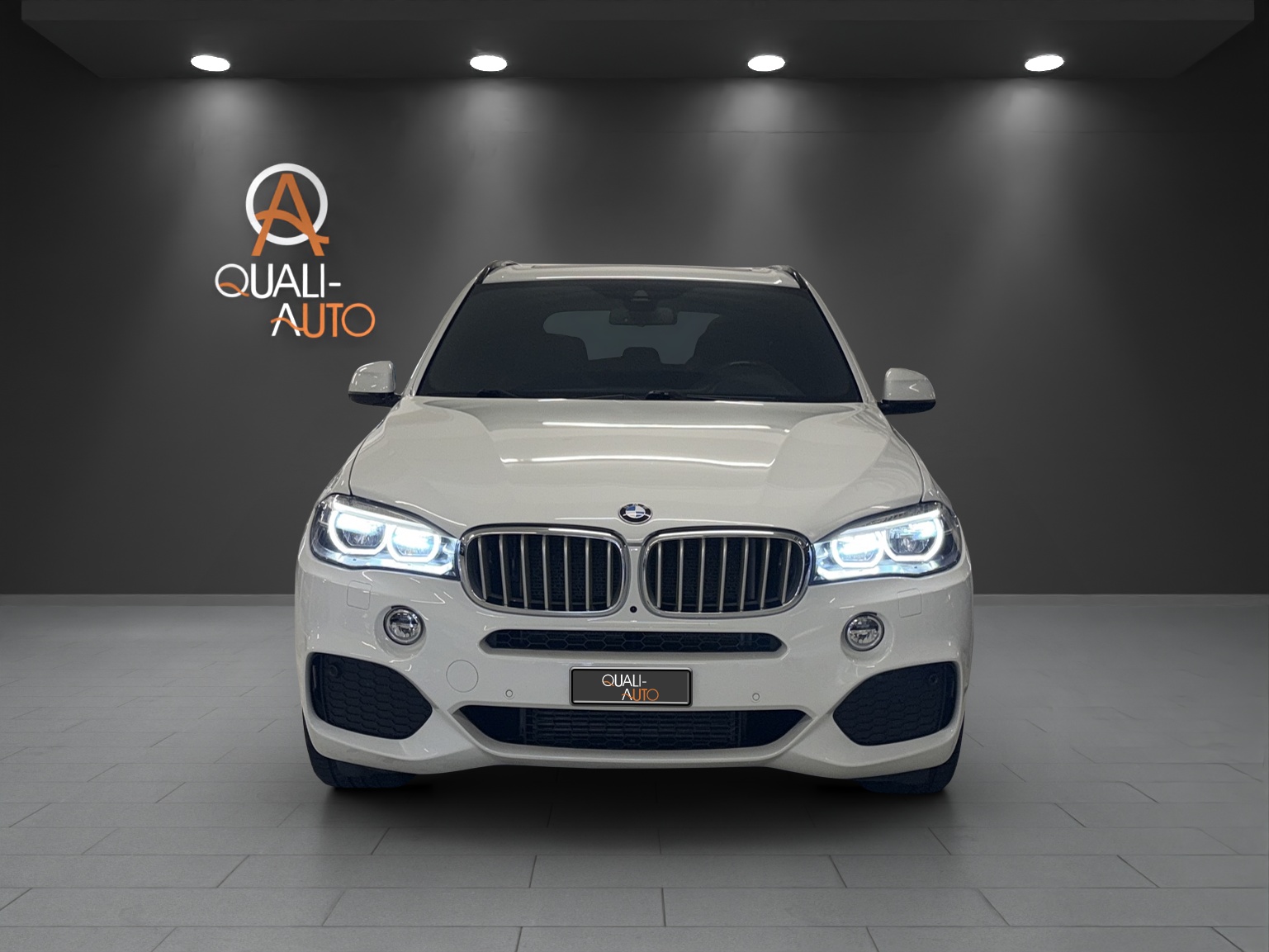 BMW X5 xDrive 40d Steptronic-showroom-element-1