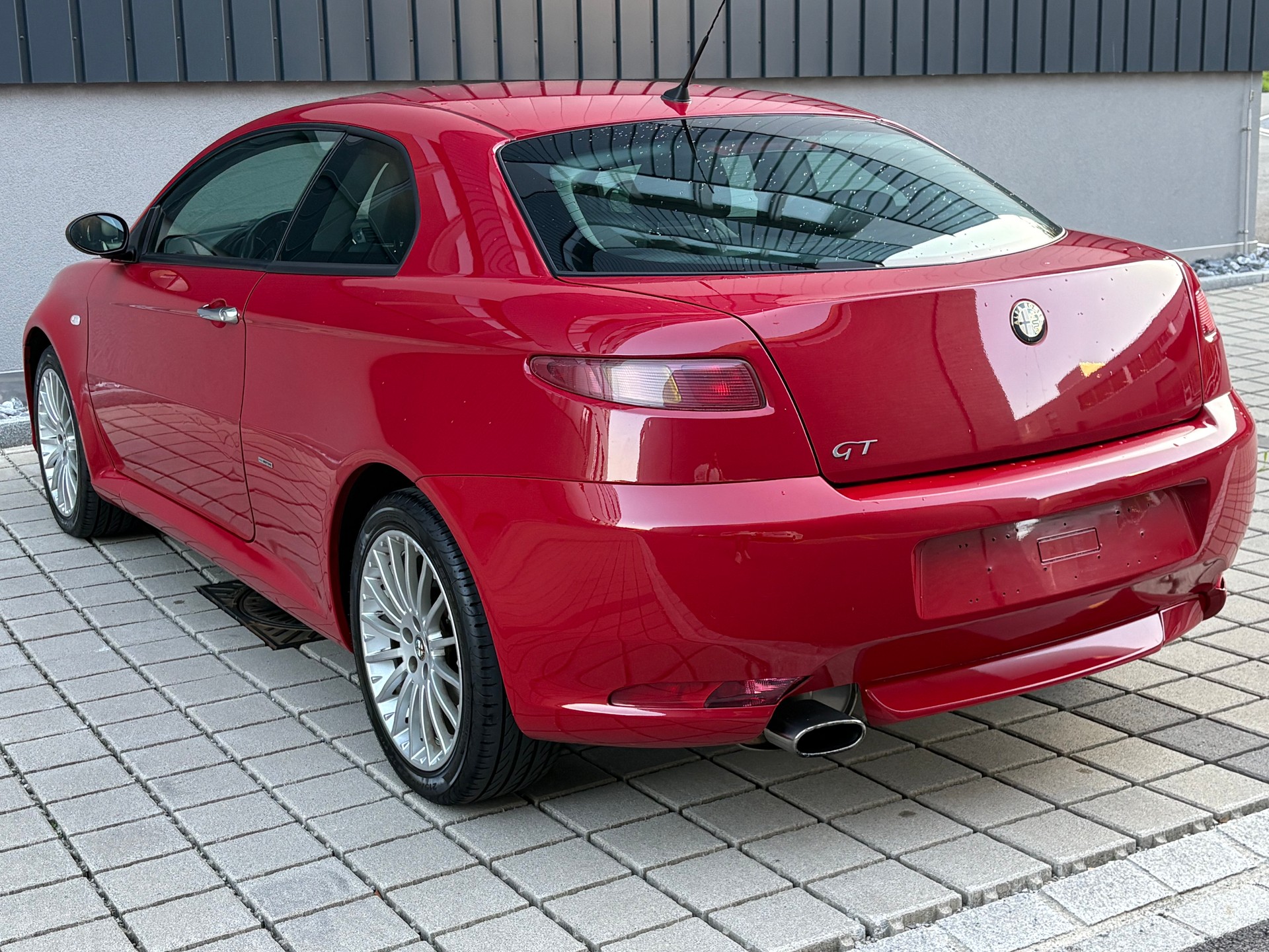 ALFA ROMEO GT 2.0 JTS Distinctive Frisch ab MFK-image-6