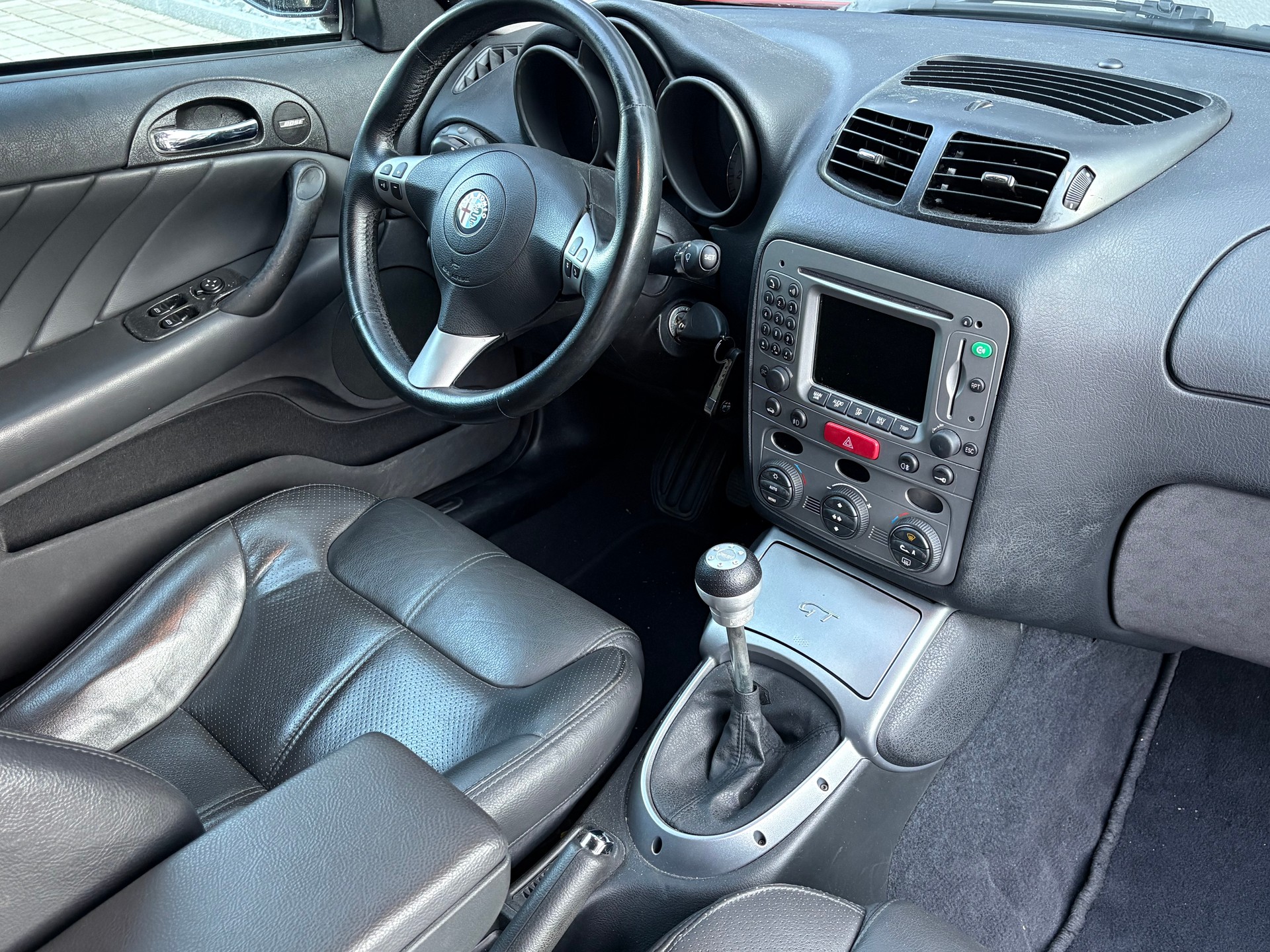 ALFA ROMEO GT 2.0 JTS Distinctive Frisch ab MFK-image-13