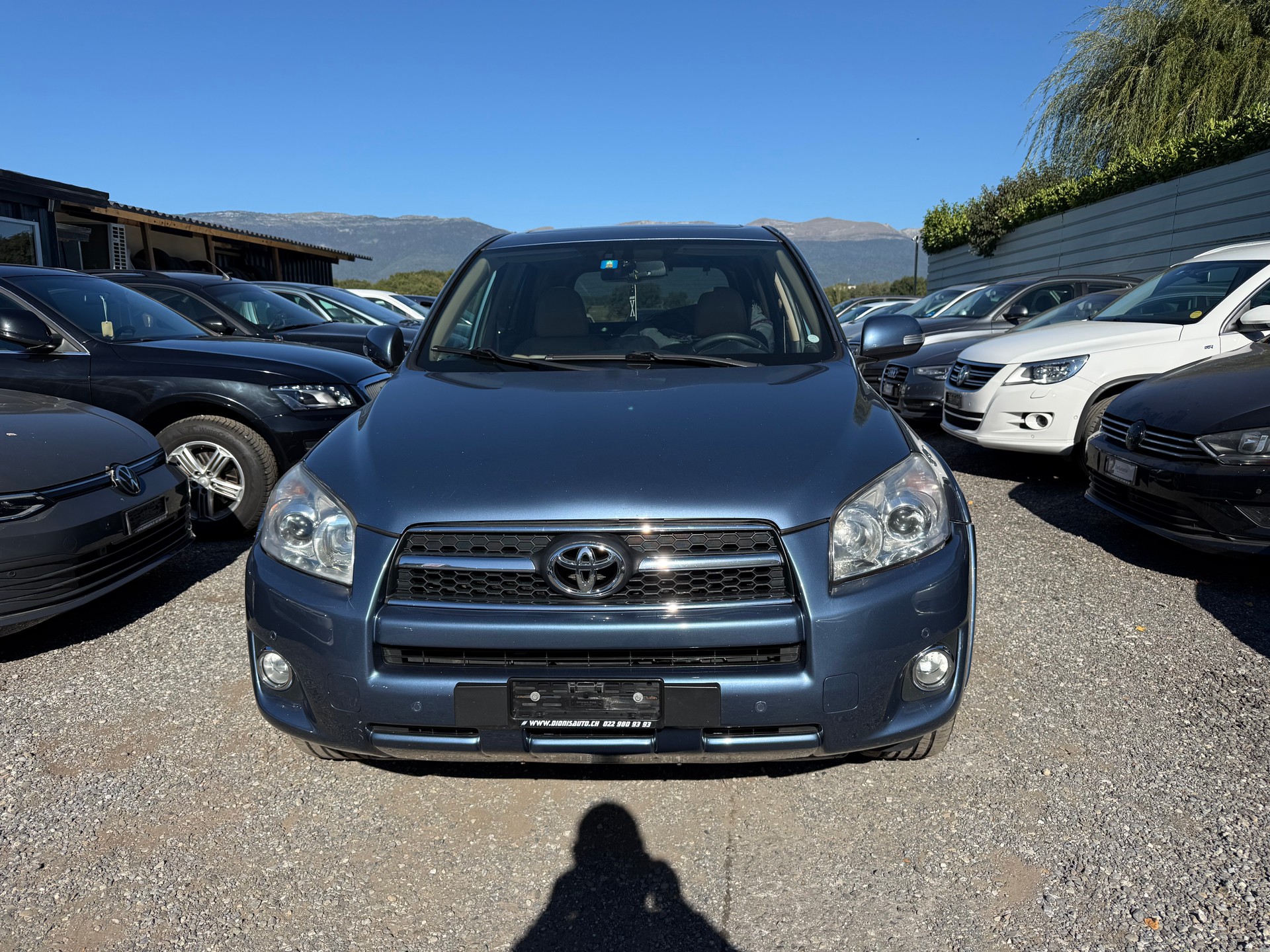 TOYOTA RAV-4 2.2D-CAT Linea Sol Premium AT-showroom-element-1