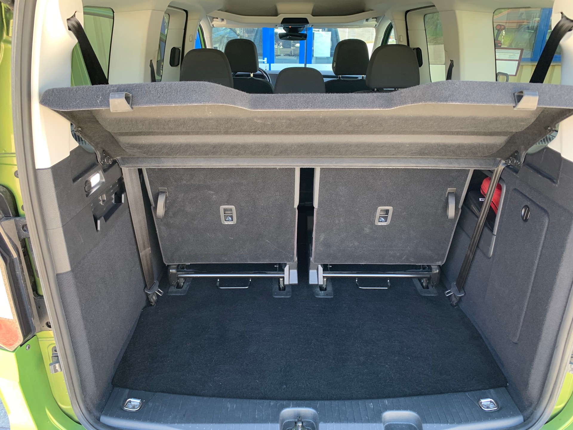 VW Caddy Maxi 2.0 TDI Liberty 4Motion-image-11