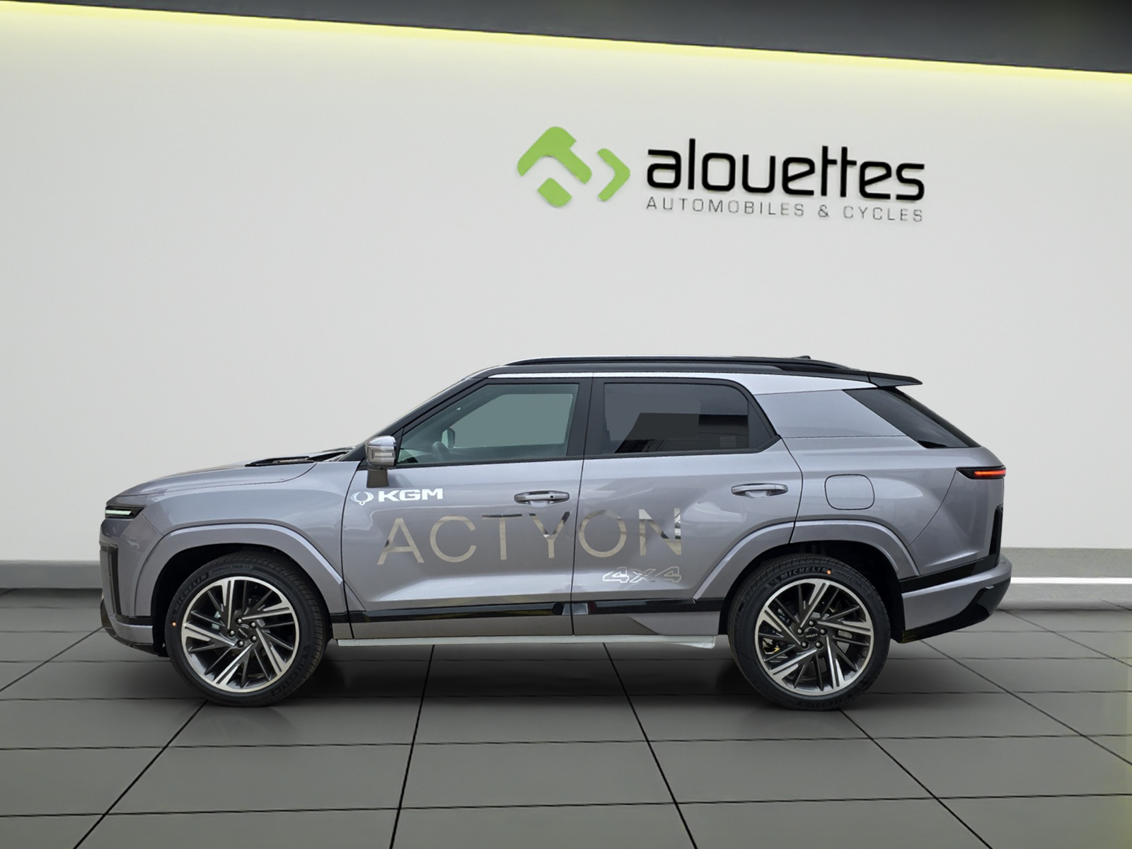 KGM-SsangYong Actyon 1.5 T GDI First Edition 4WD Automat-showroom-element-2