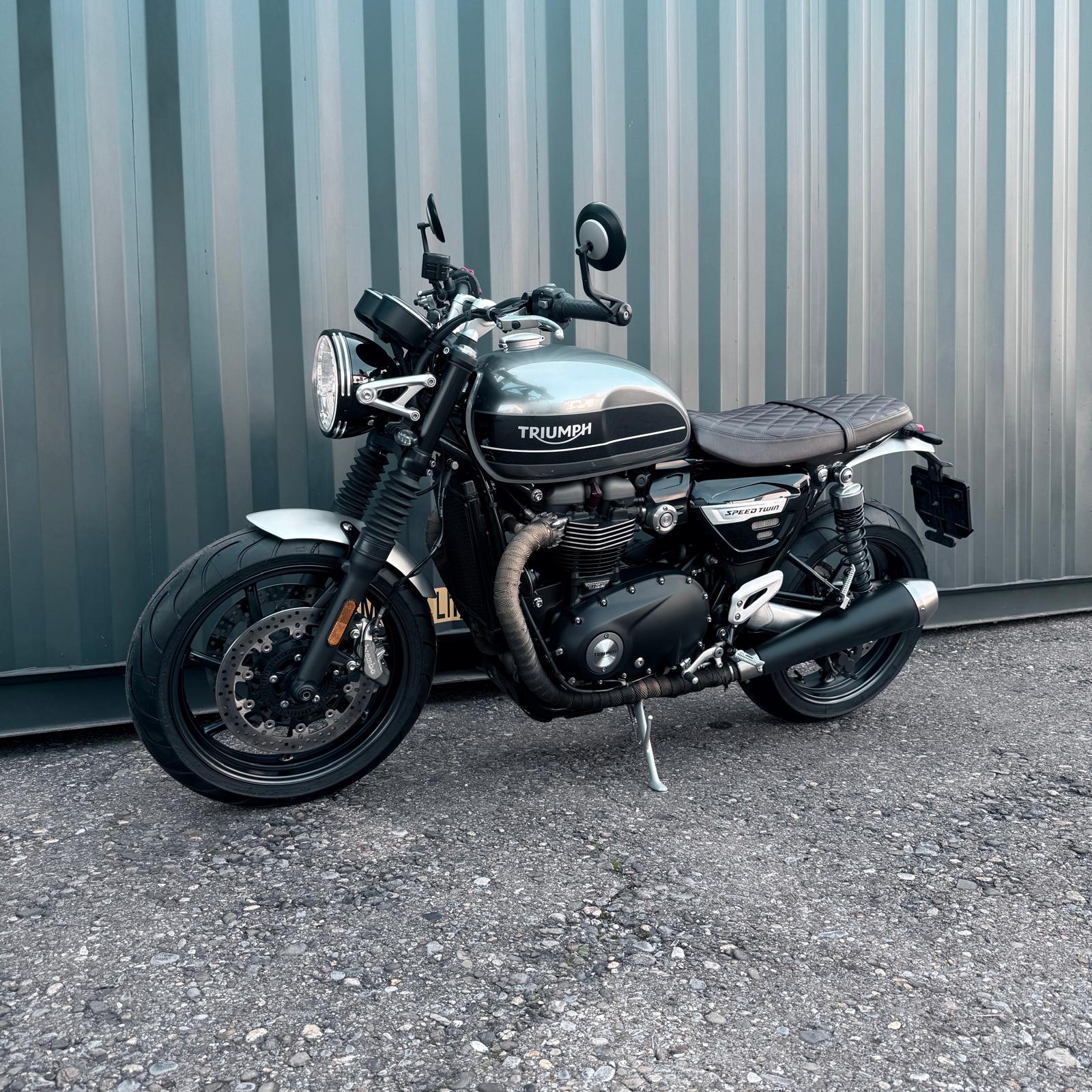 TRIUMPH Speed Twin 1200-image-11