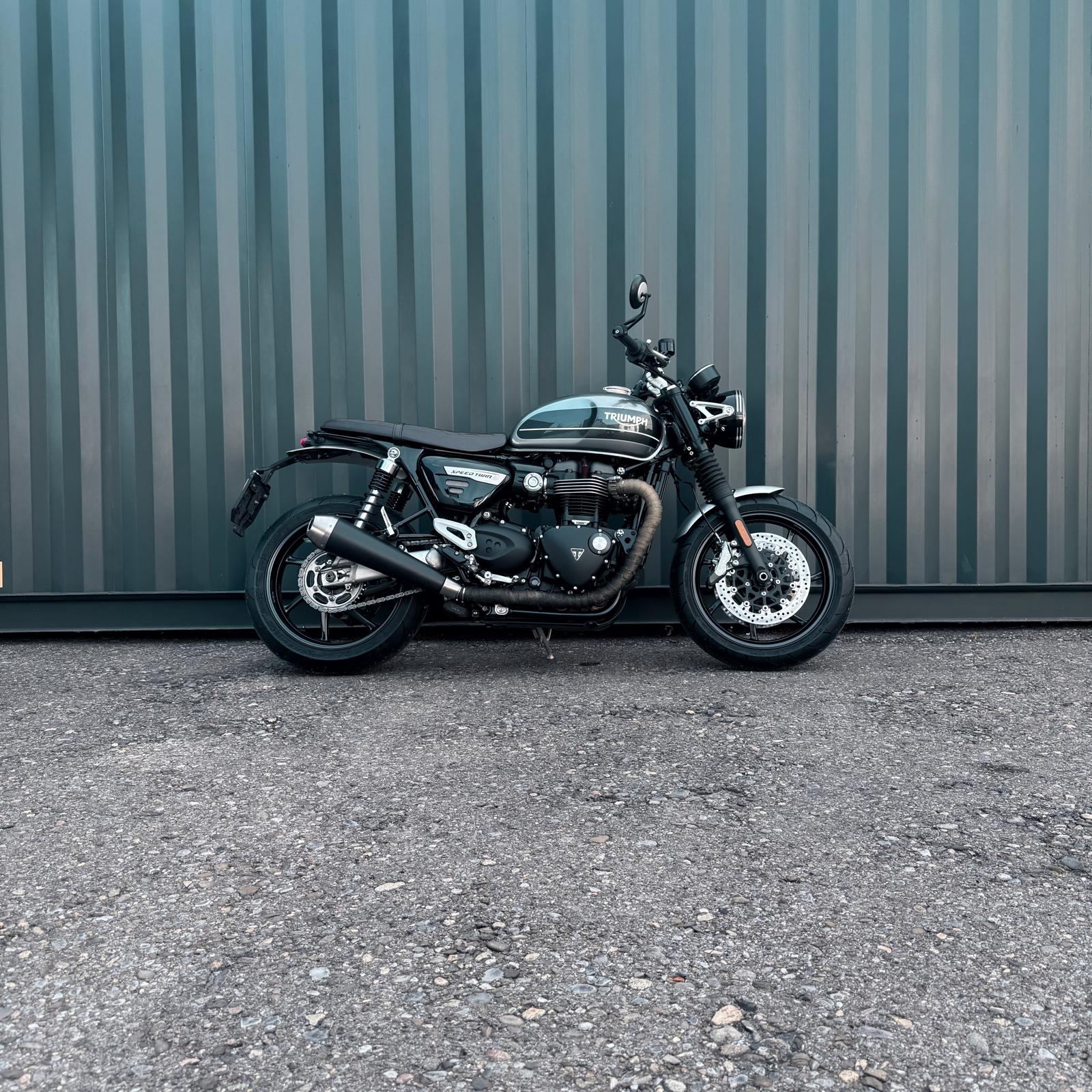 TRIUMPH Speed Twin 1200-image-6