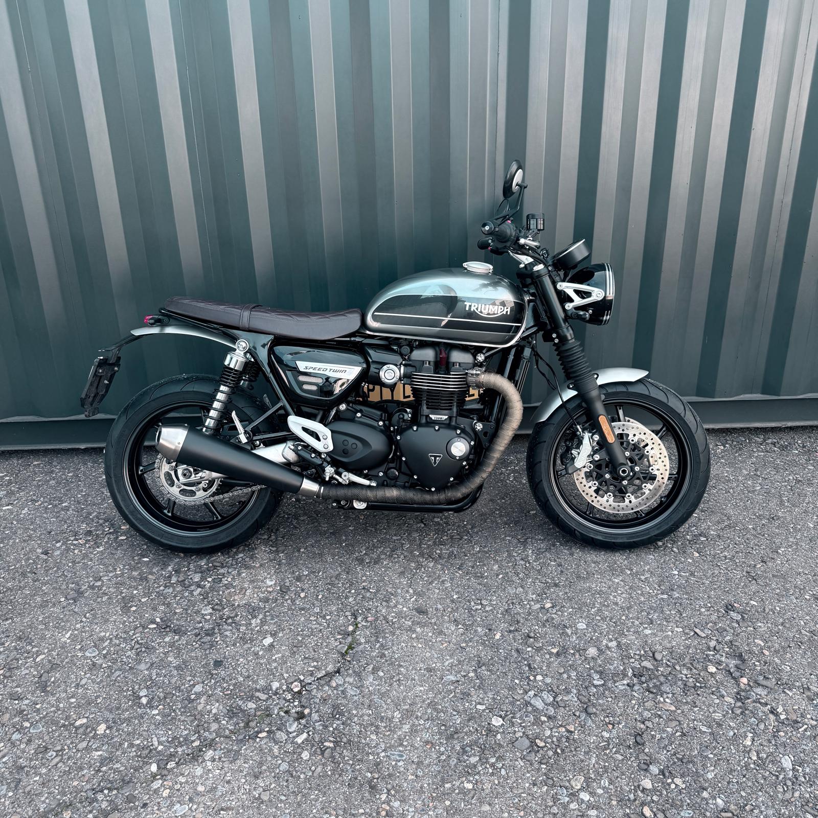 TRIUMPH Speed Twin 1200-image-0