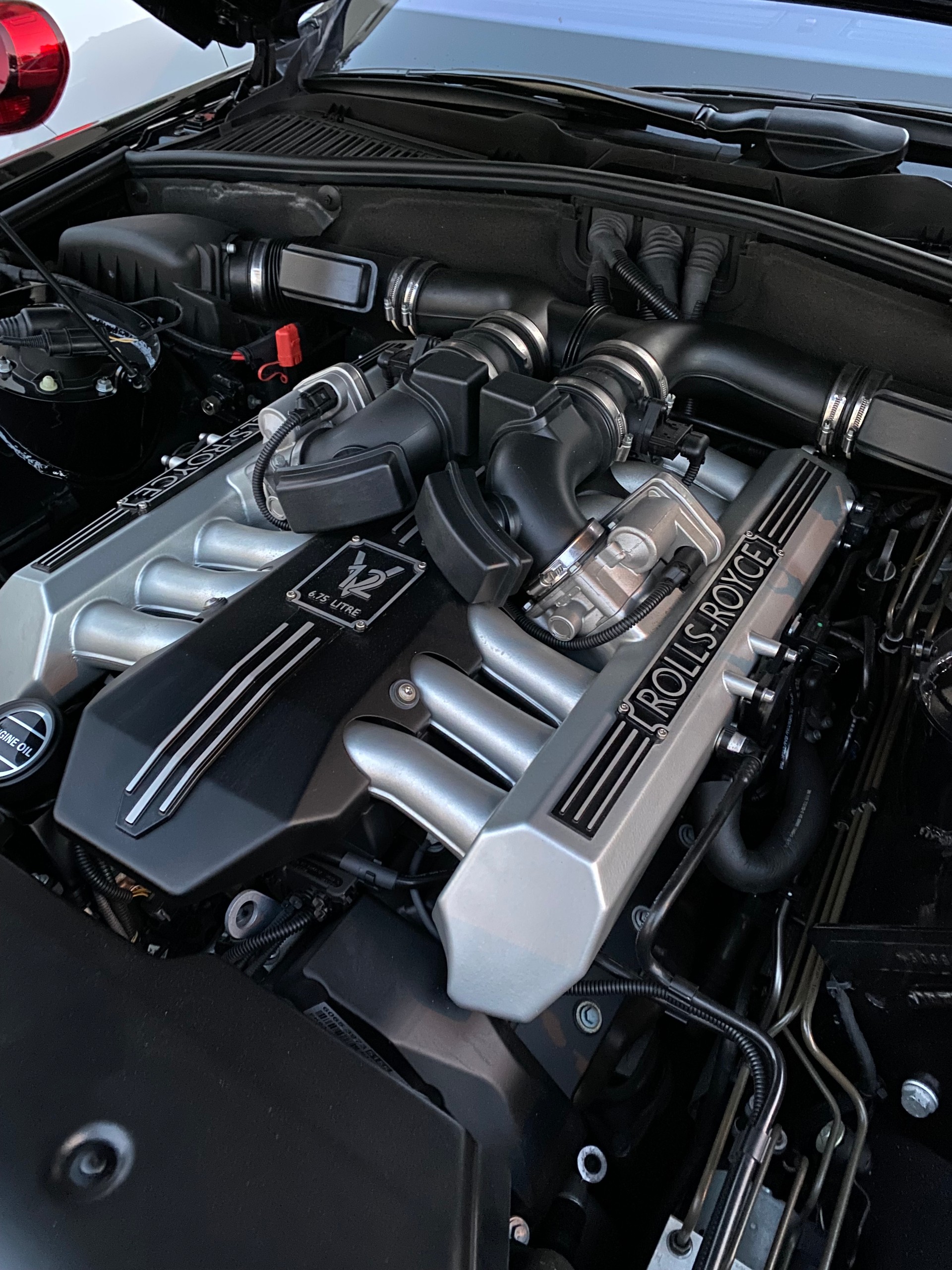 ROLLS-ROYCE Phantom 6.7 V12-image-6