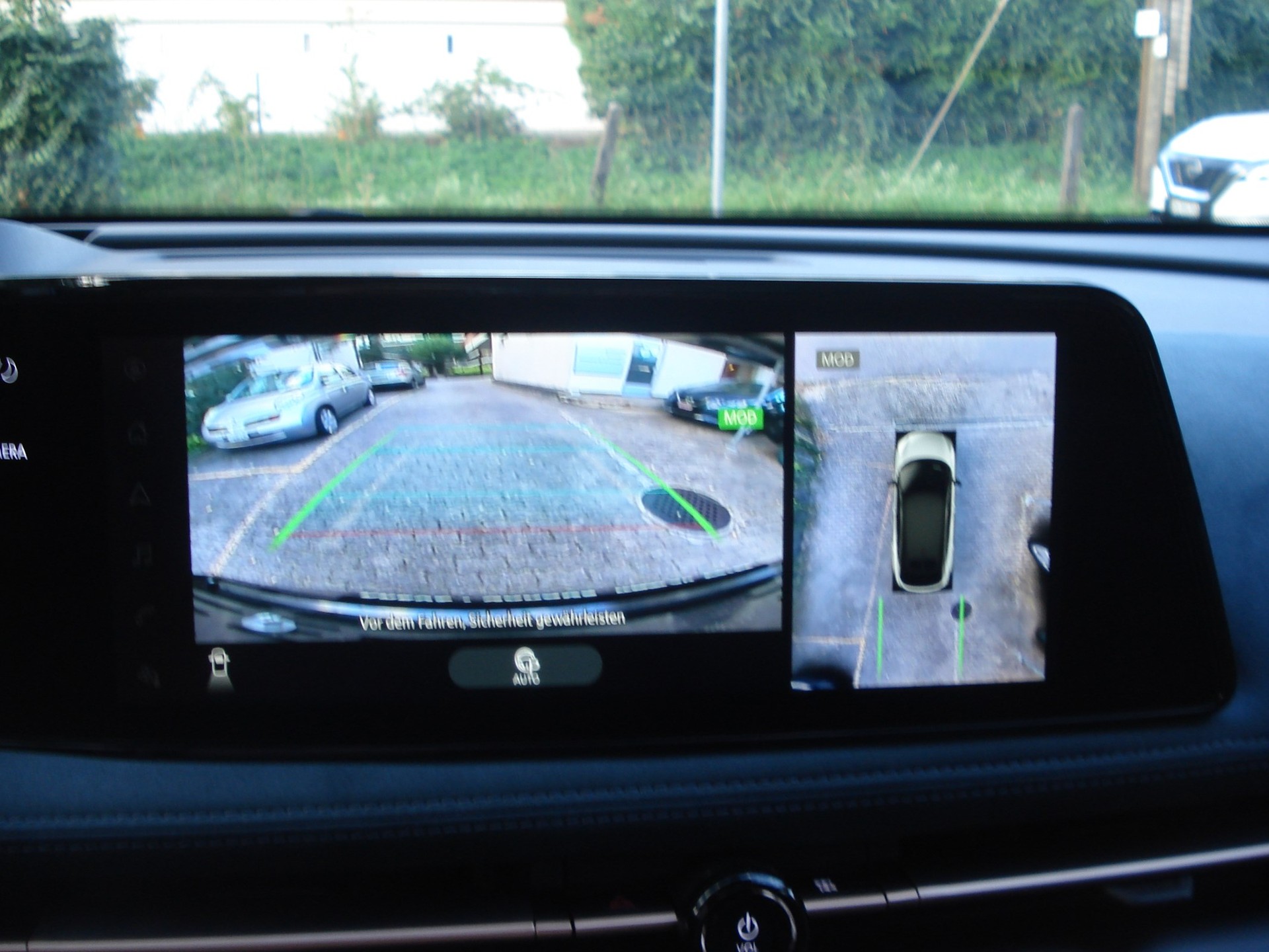 NISSAN Ariya 87 kWh e-4orce Evolve Allrad-image-17