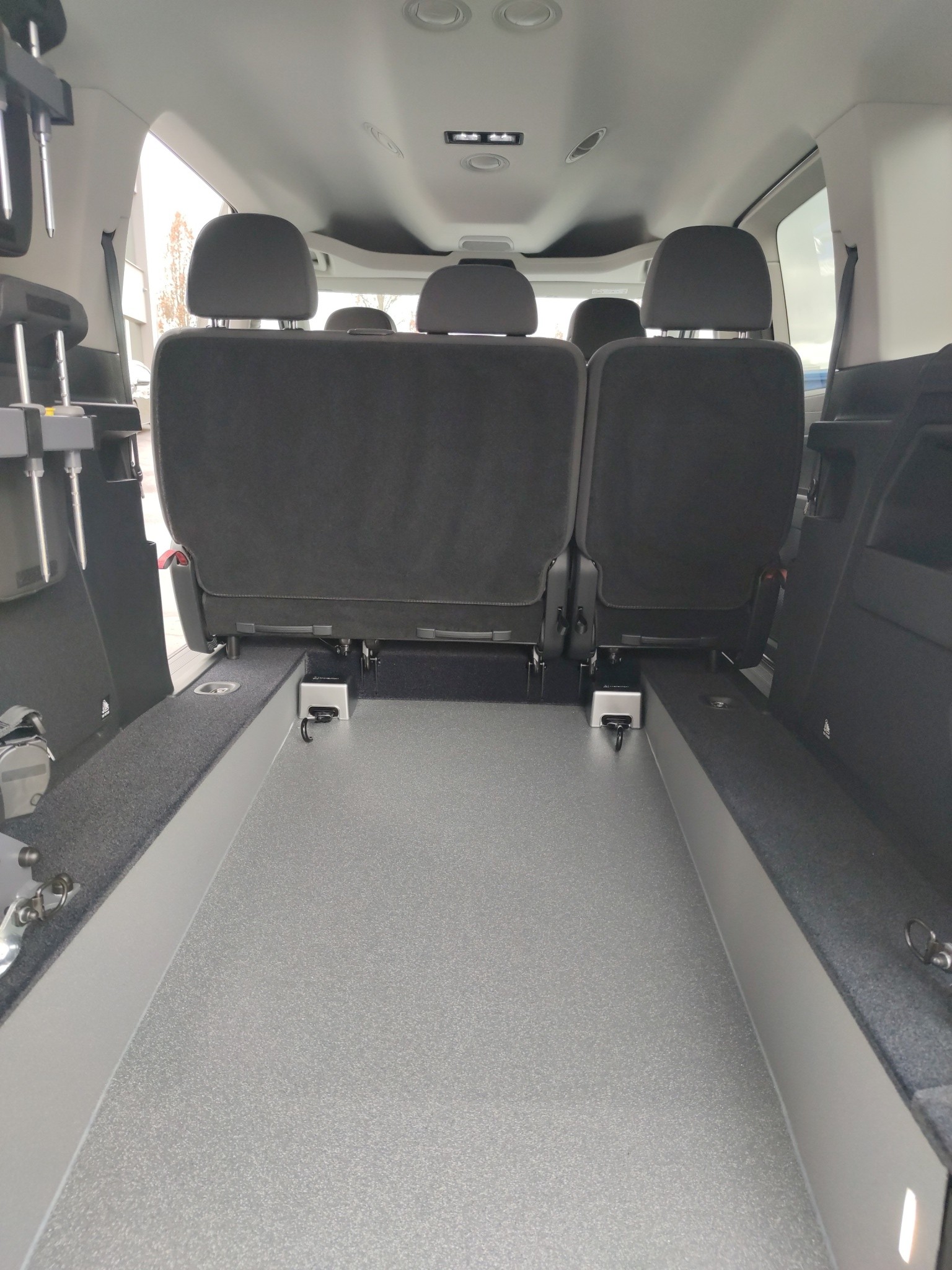 VW Caddy Maxi 2.0 TDI Liberty DSG-image-12