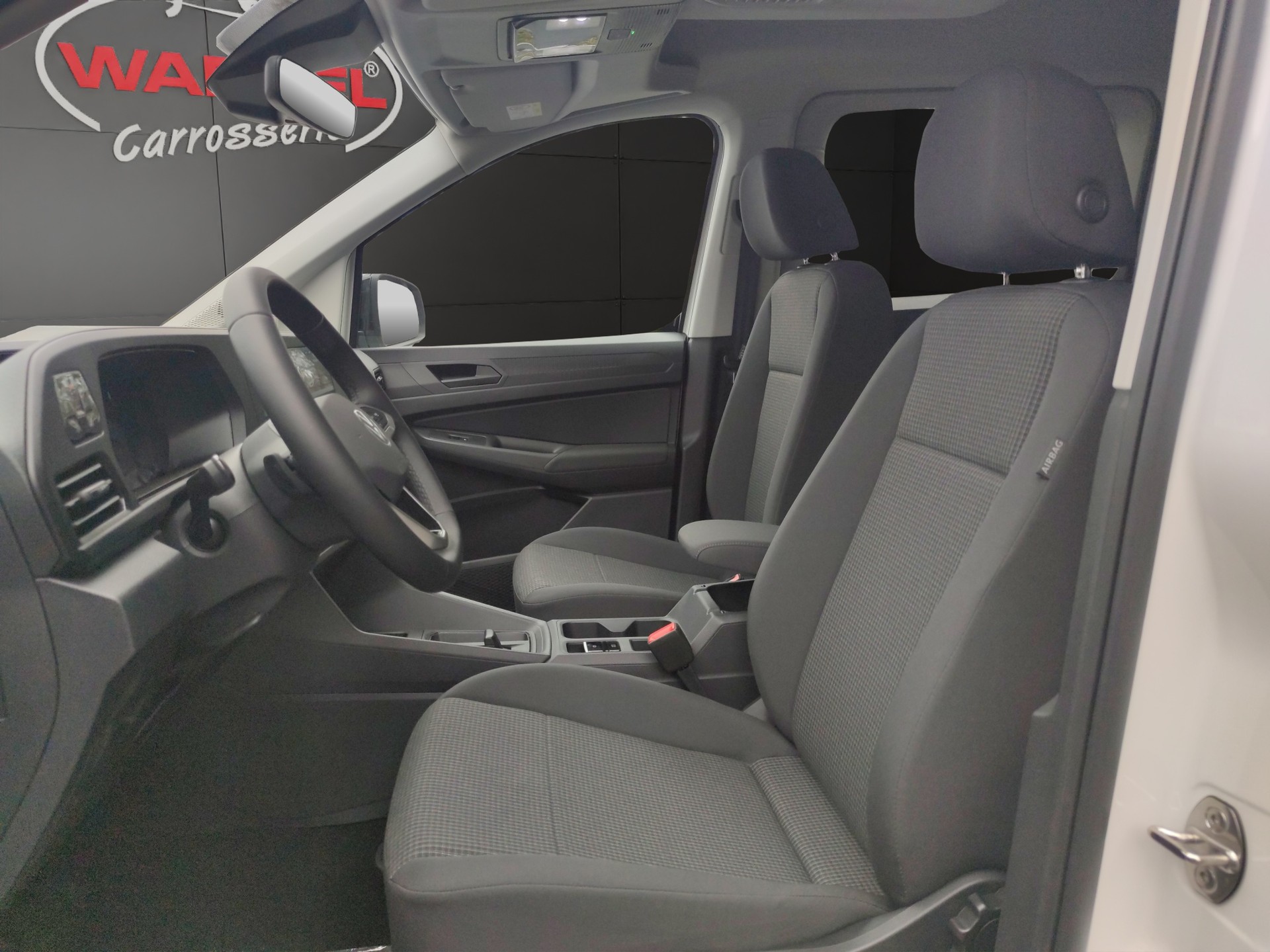 VW Caddy Maxi 2.0 TDI Liberty DSG-image-5