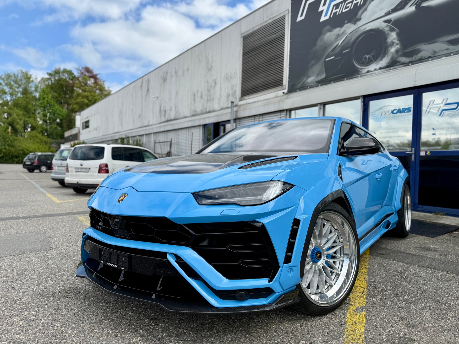 LAMBORGHINI Urus E-Gear