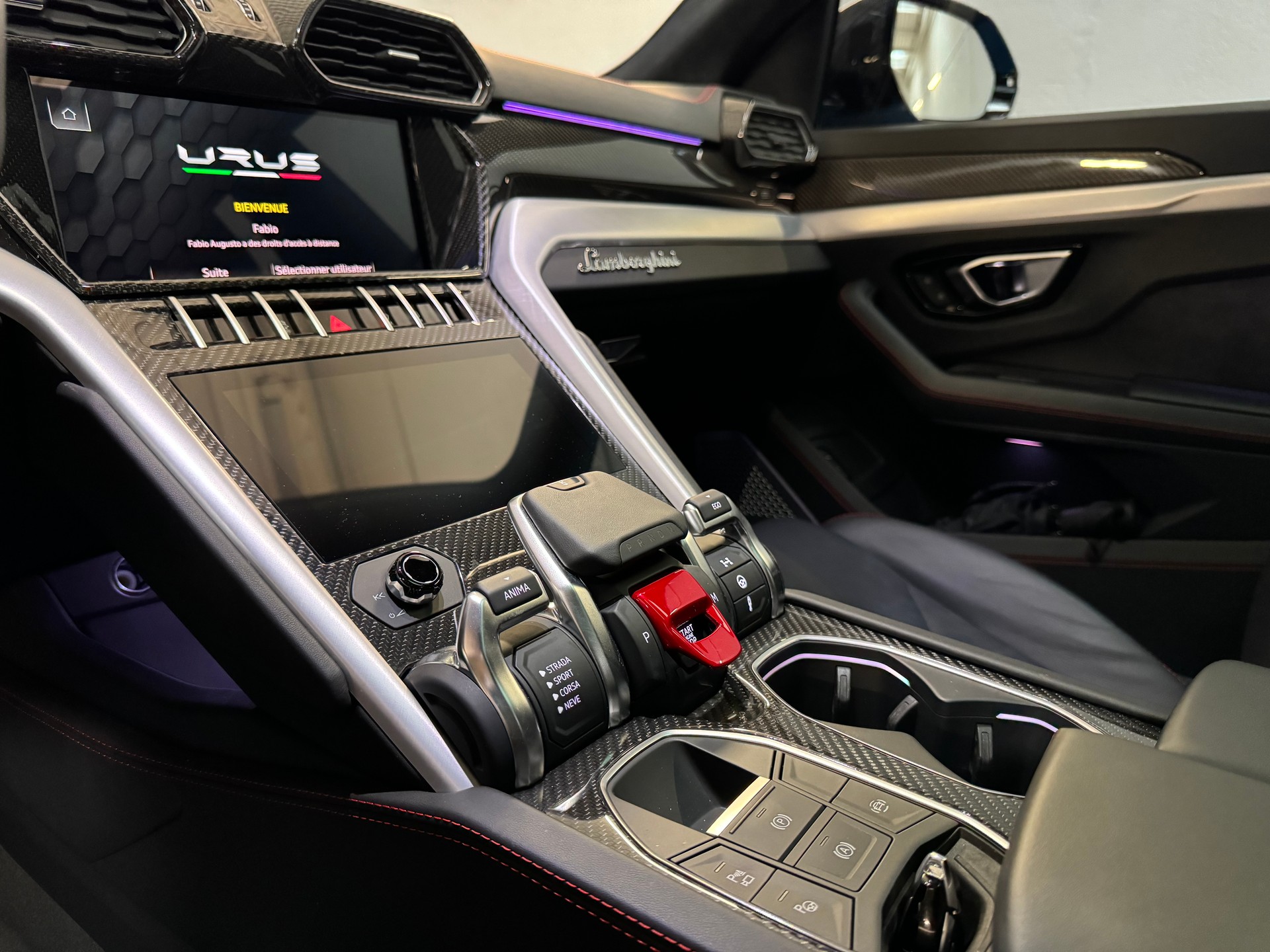 LAMBORGHINI Urus E-Gear-image-16