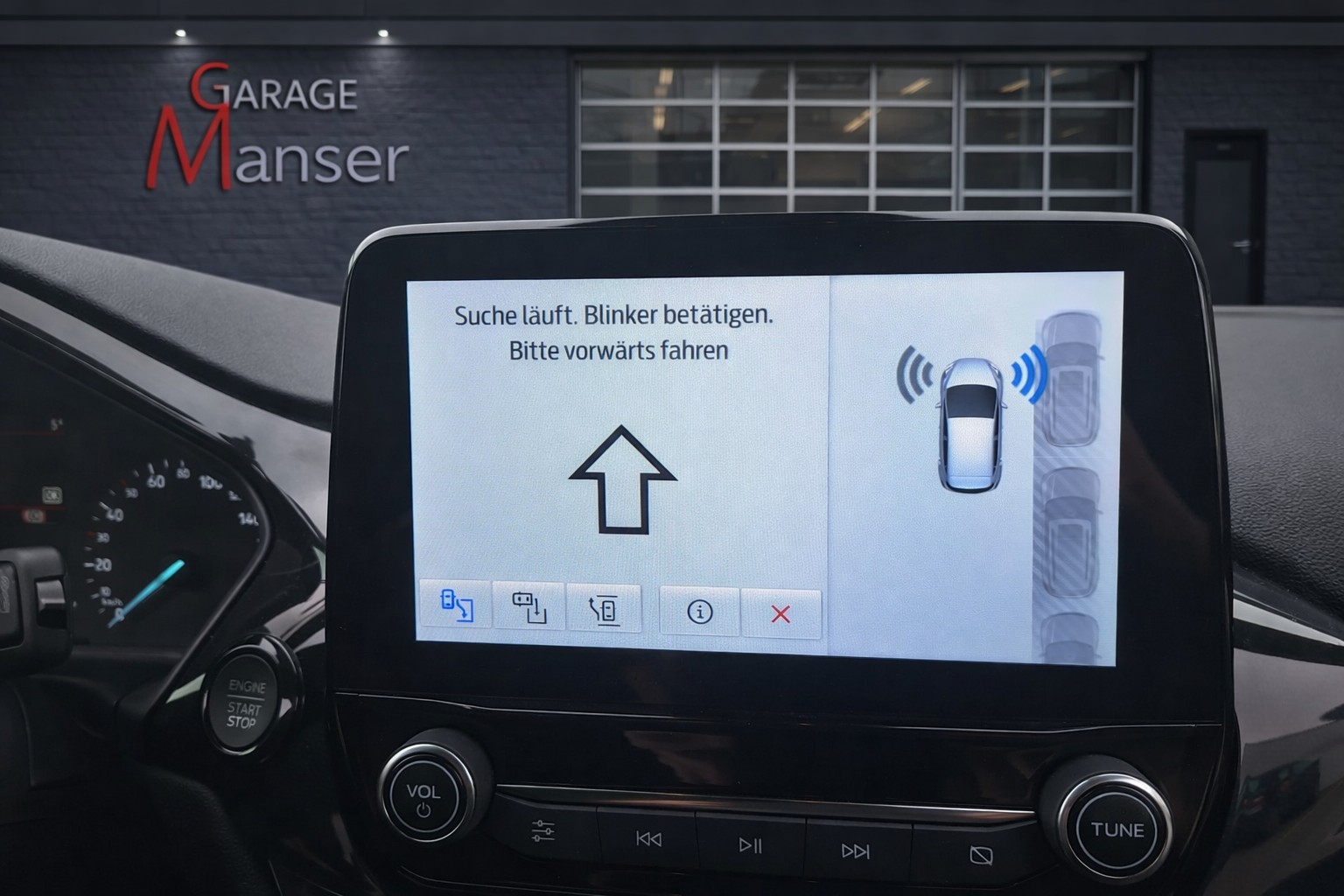 FORD Fiesta 1.0 SCTi MHEV ST Line X Automat-image-8