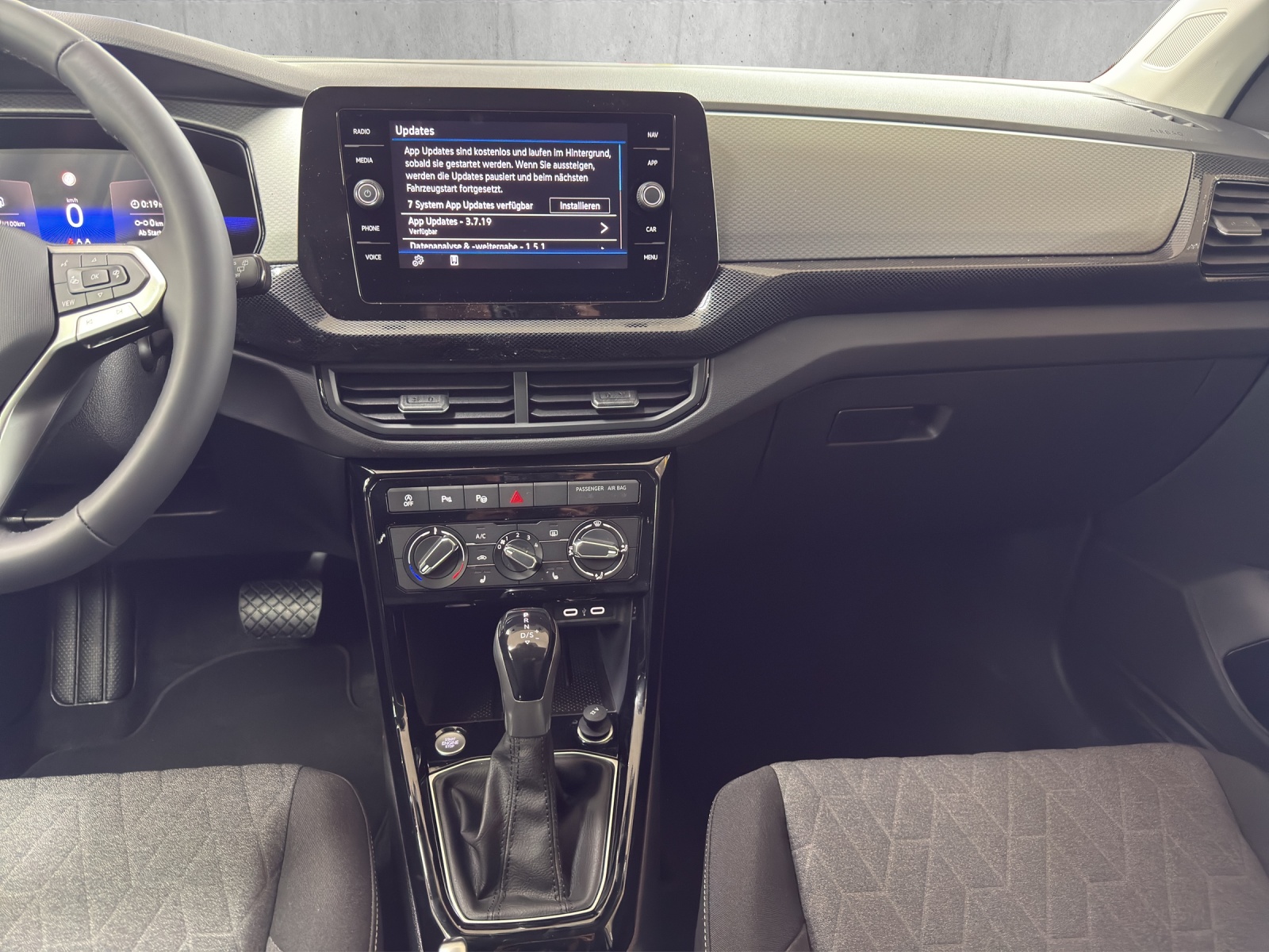 VW T-Cross 1.0 TSI EVO United DSG-image-10