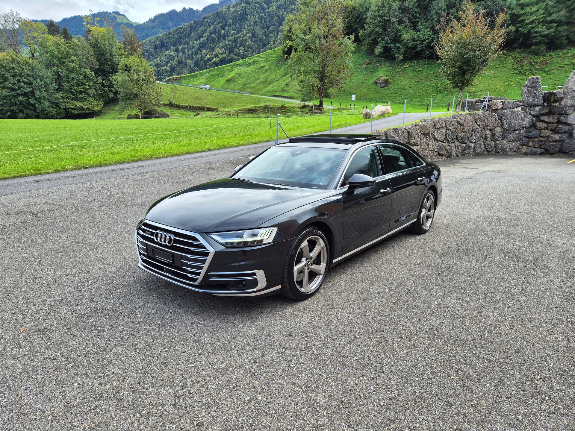 AUDI A8 55 L TFSI quattro tiptronic