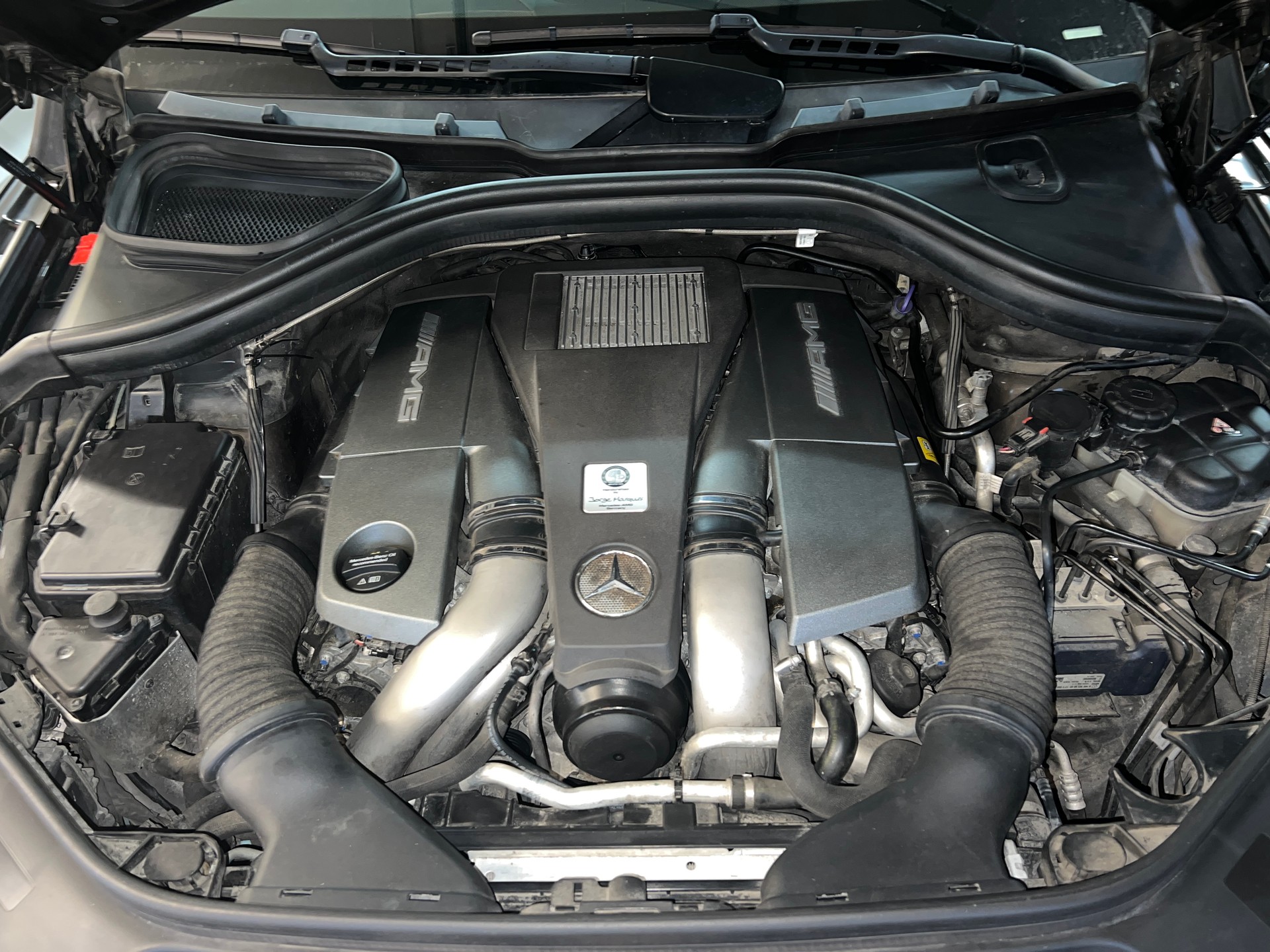 MERCEDES-BENZ GLE 63 S AMG 4Matic Speedshift Plus 7G-Tronic-image-24