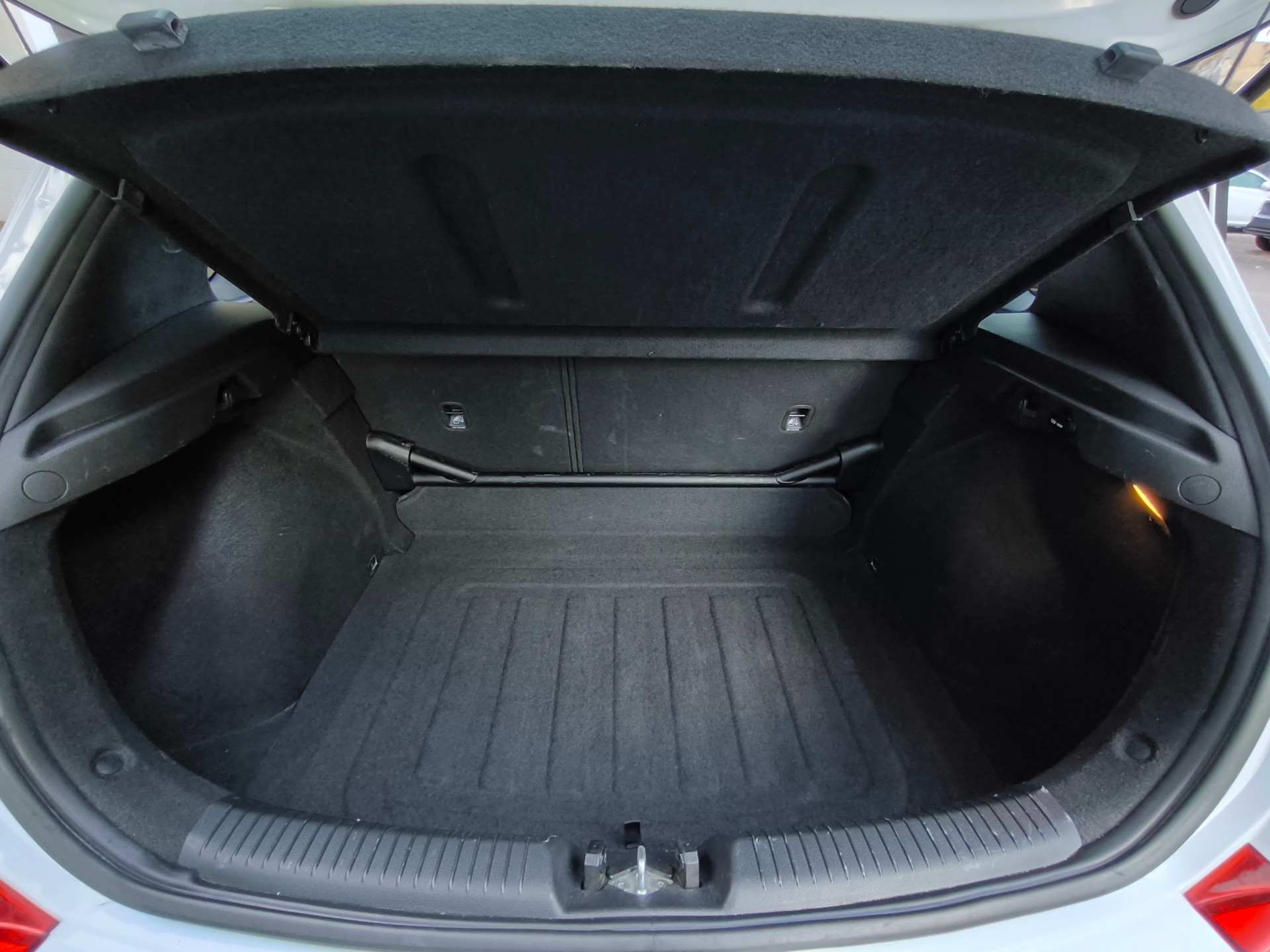 HYUNDAI i30 N 2.0 T-GDi-image-27