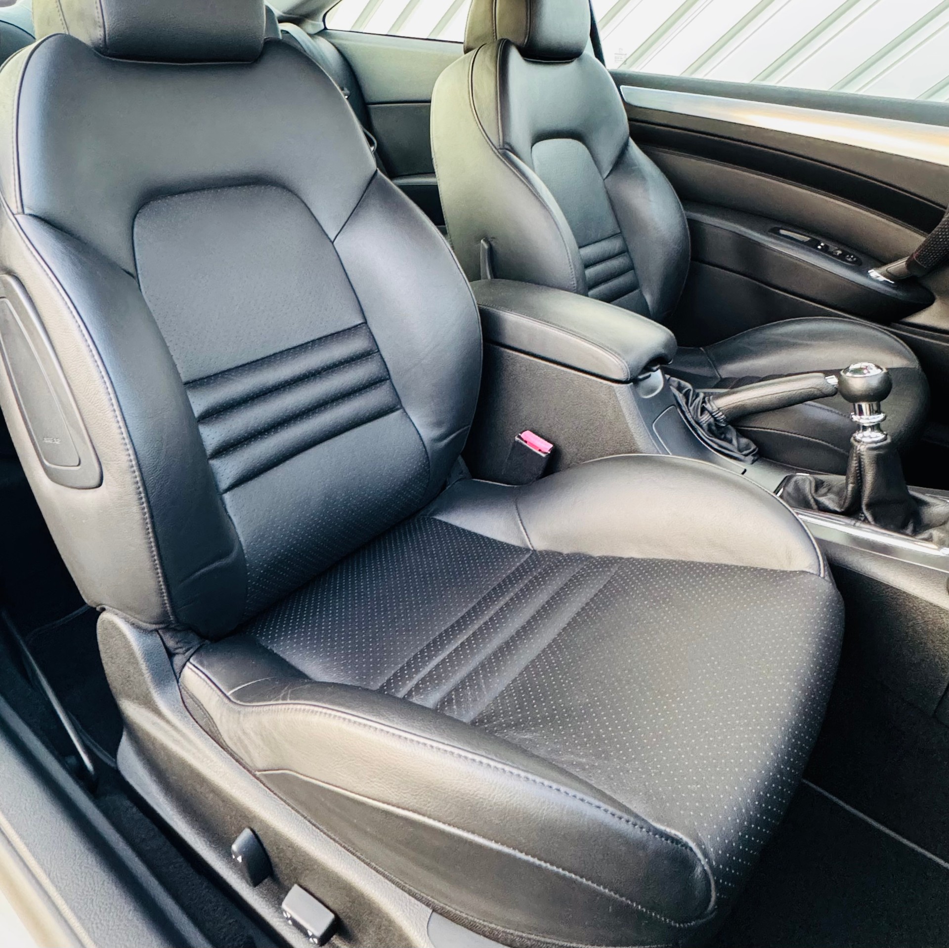PEUGEOT 407 Coupé 3.0 Pack-image-21
