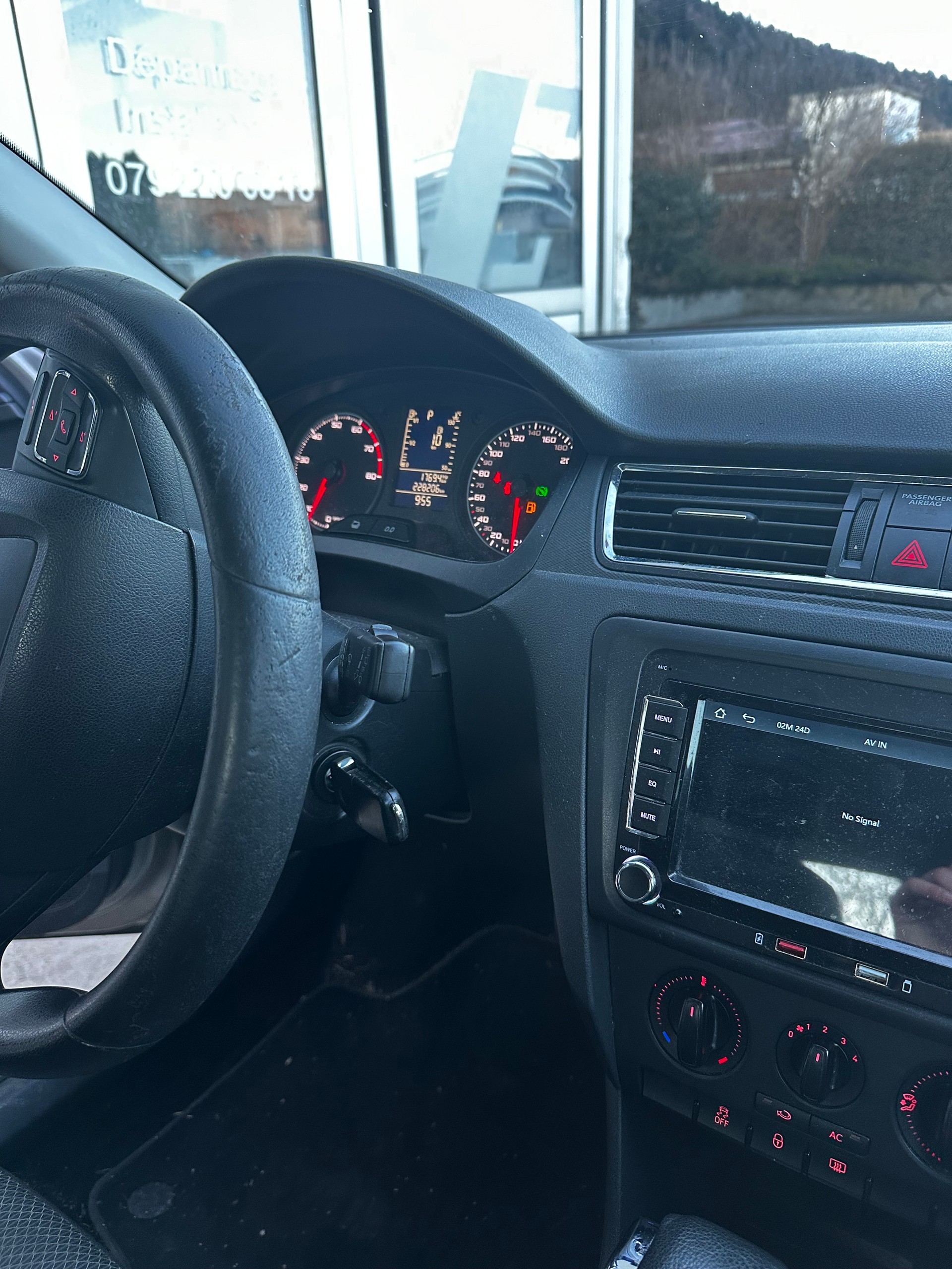 SEAT Toledo 1.4 TSI Reference DSG-image-8