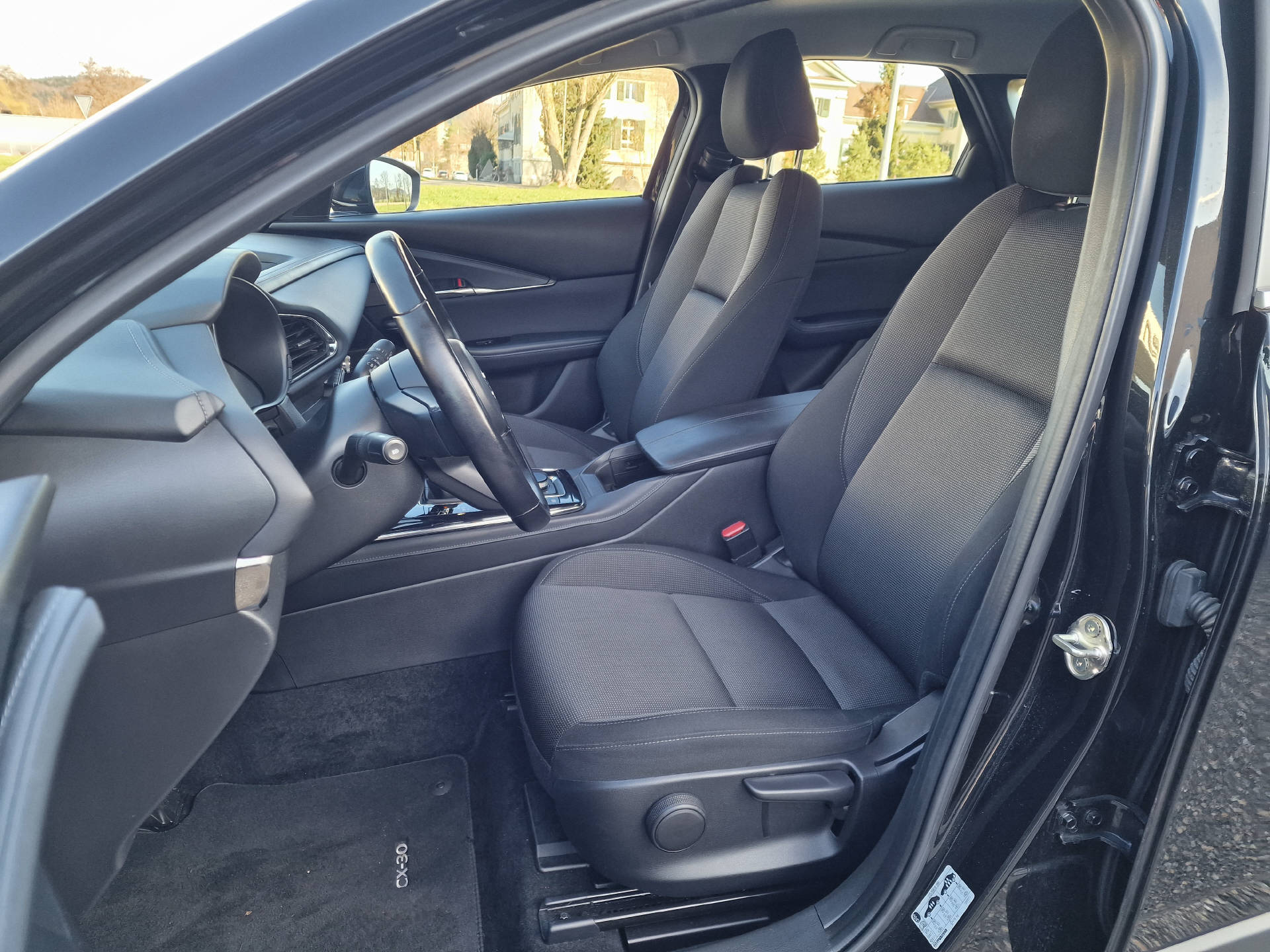 MAZDA CX-30 2.0 150 Ambition Plus AWD-image-9
