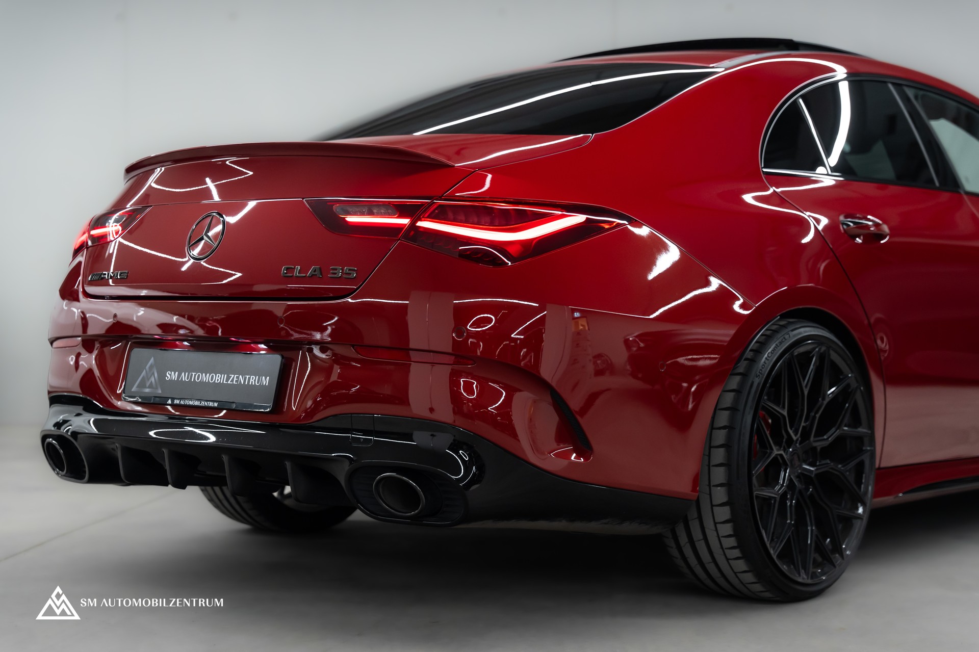 MERCEDES-BENZ CLA 35 AMG 4matic / Head-Up / 360° / Panorama-image-8