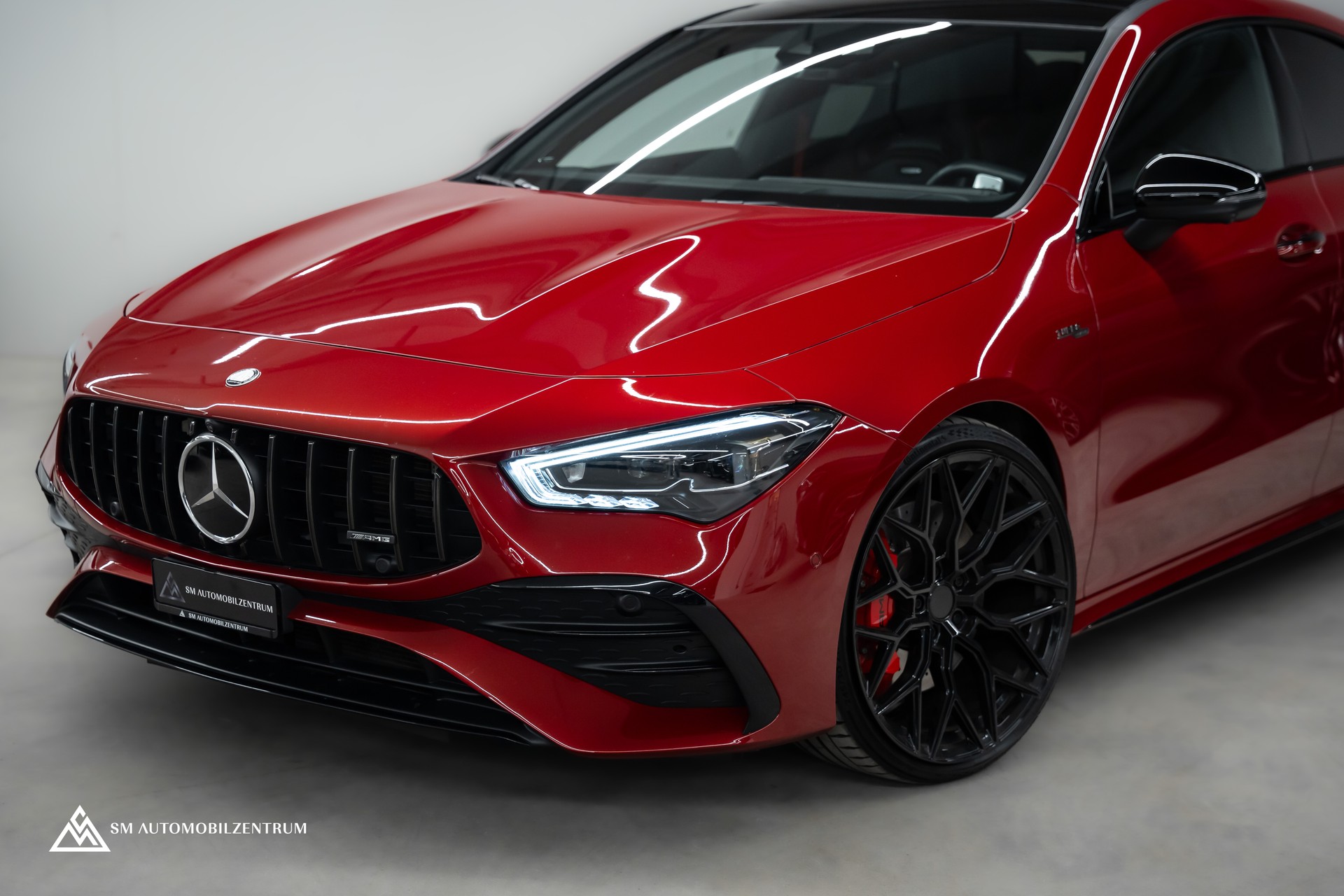 MERCEDES-BENZ CLA 35 AMG 4matic / Head-Up / 360° / Panorama-showroom-element-3
