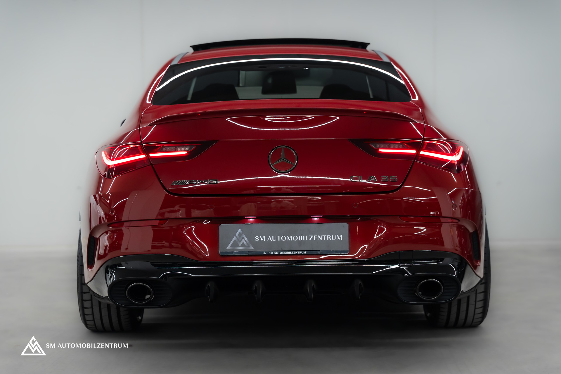 MERCEDES-BENZ CLA 35 AMG 4matic / Head-Up / 360° / Panorama-image-9