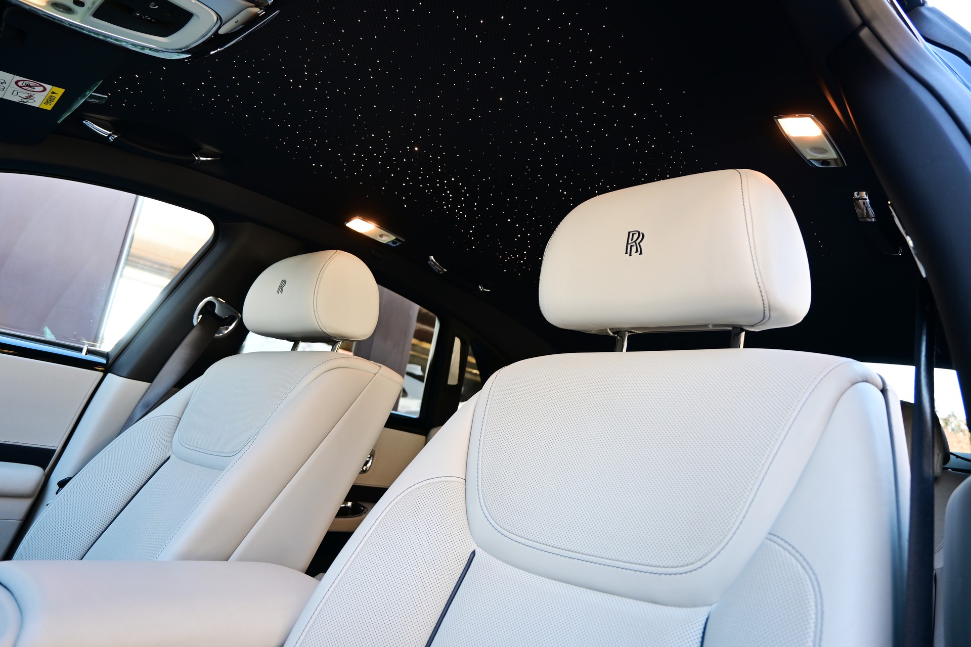 ROLLS-ROYCE Ghost 6.6 V12 *Facelift*-image-16