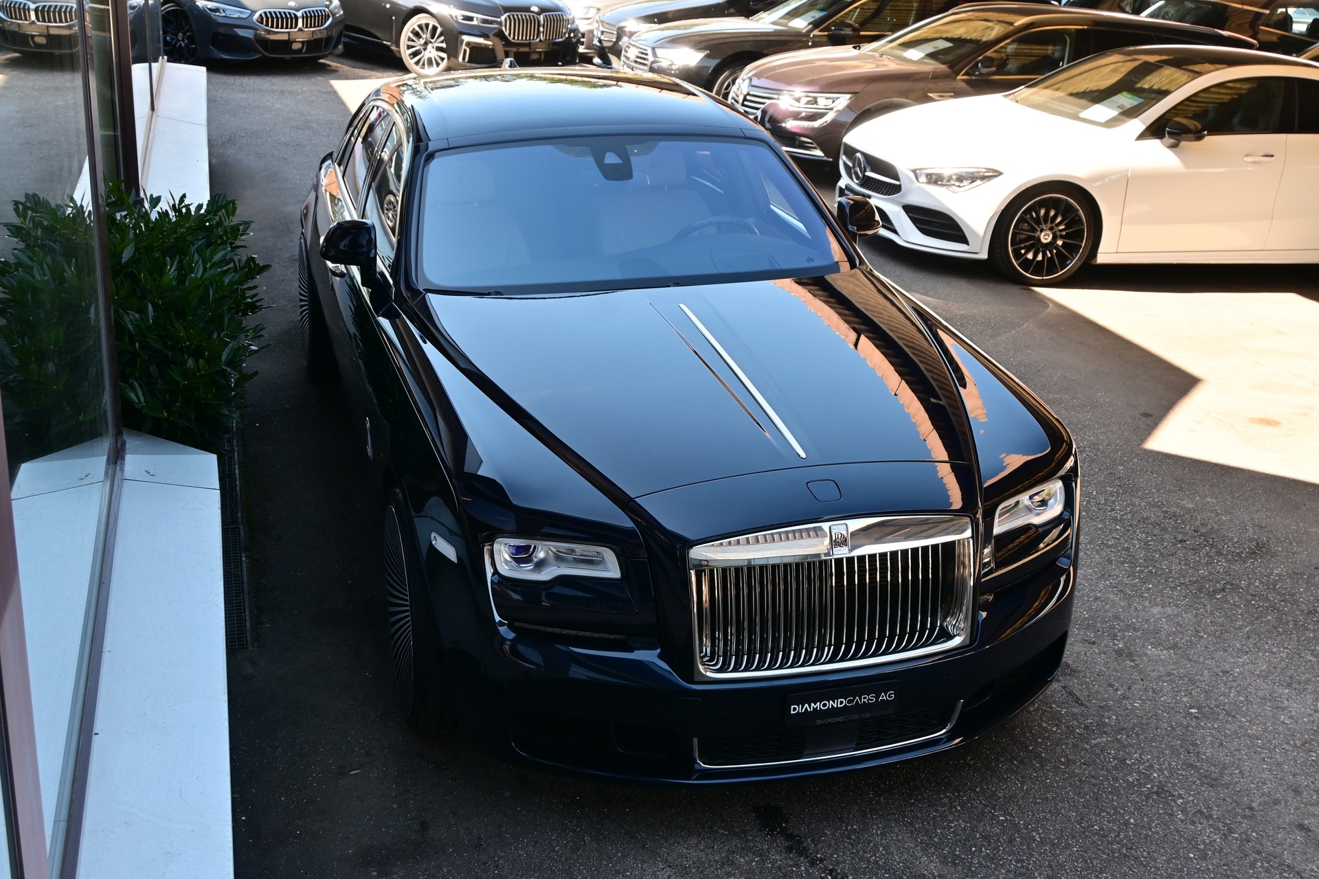 ROLLS-ROYCE Ghost 6.6 V12 *Facelift*-showroom-element-3