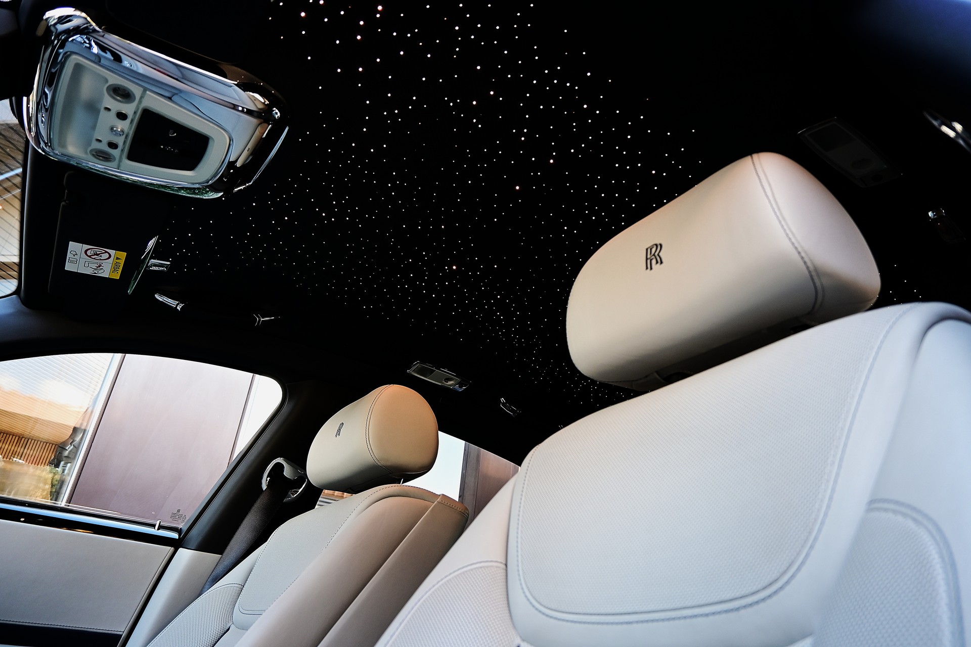 ROLLS-ROYCE Ghost 6.6 V12 *Facelift* HUD*Sternenhimmel*Nightvision*-image-20