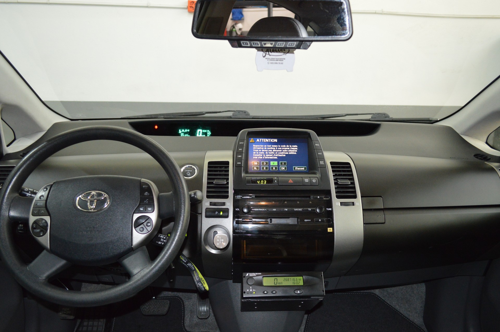 TOYOTA Prius 1.5 16V Hybrid-image-6