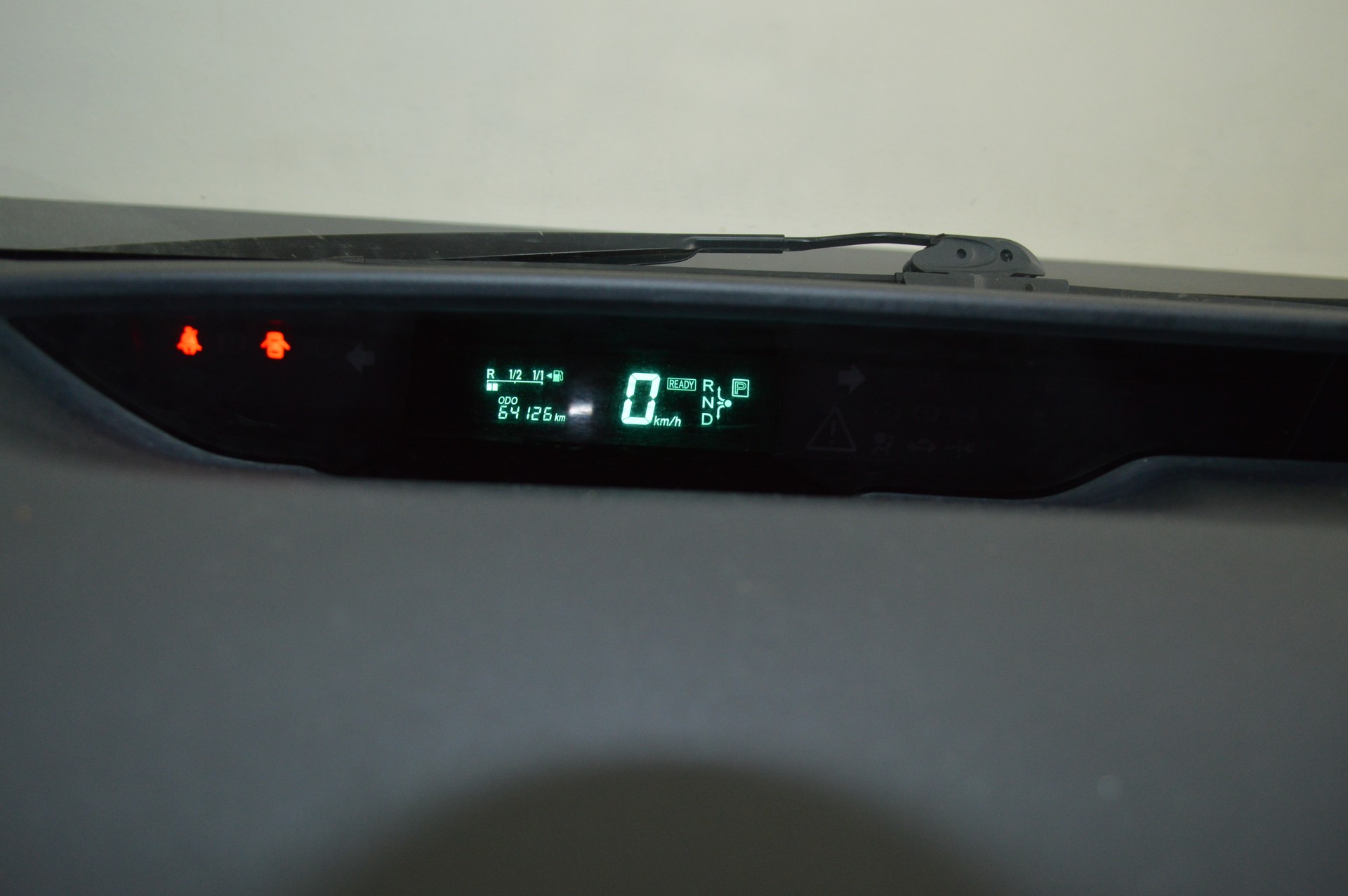 TOYOTA Prius 1.5 16V Hybrid-image-7
