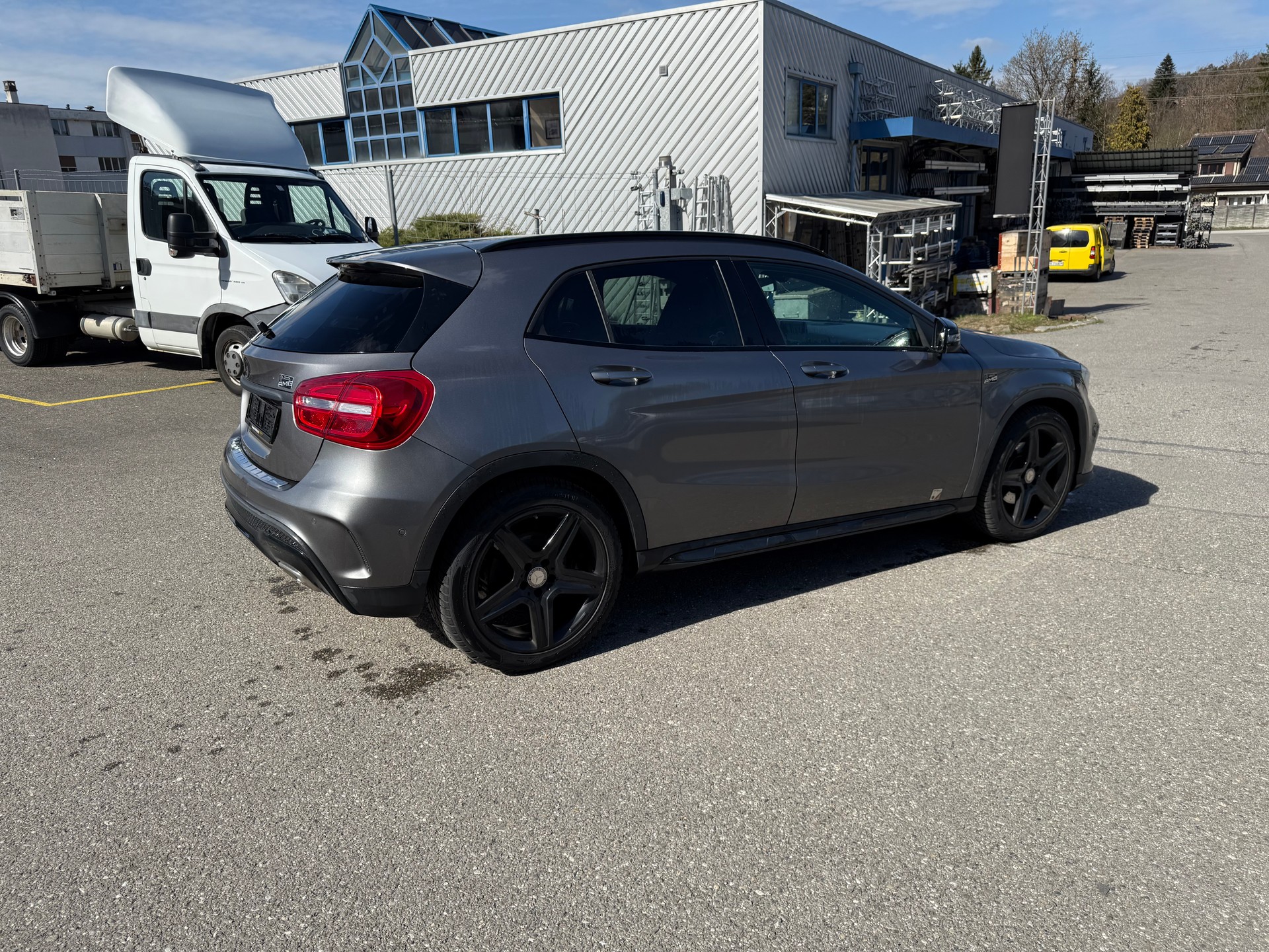 MERCEDES-BENZ GLA 250 4Matic 7G-DCT-image-6