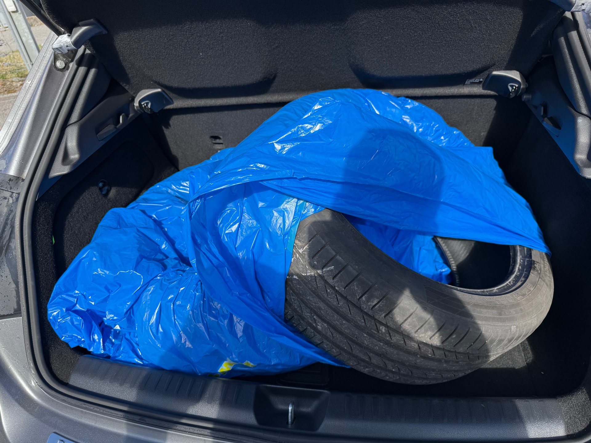 MERCEDES-BENZ GLA 250 4Matic 7G-DCT-image-8