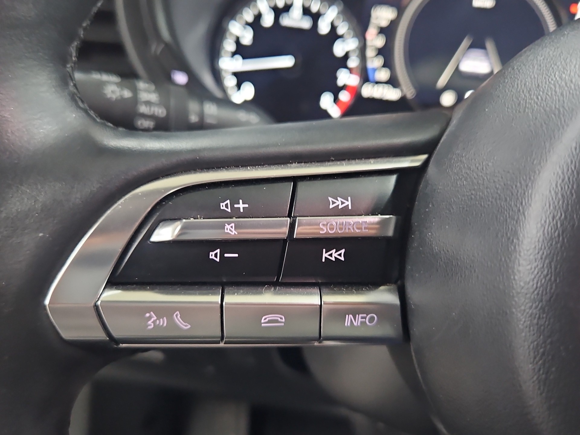 MAZDA CX-30 SKYACTIV-G M Hybrid 122 Revolution AWD Automat-image-22