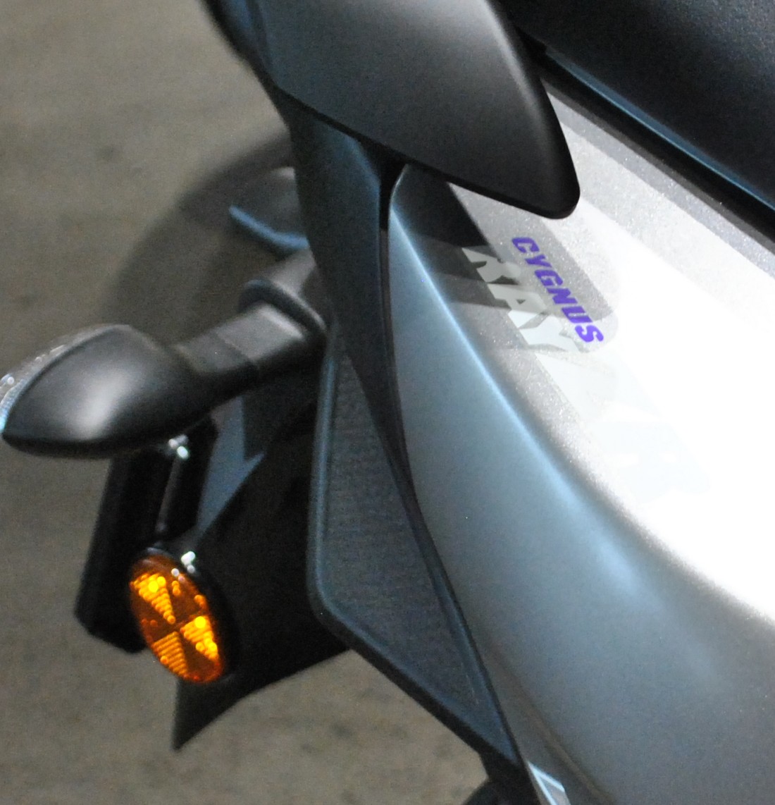 YAMAHA RayZR 125-image-6