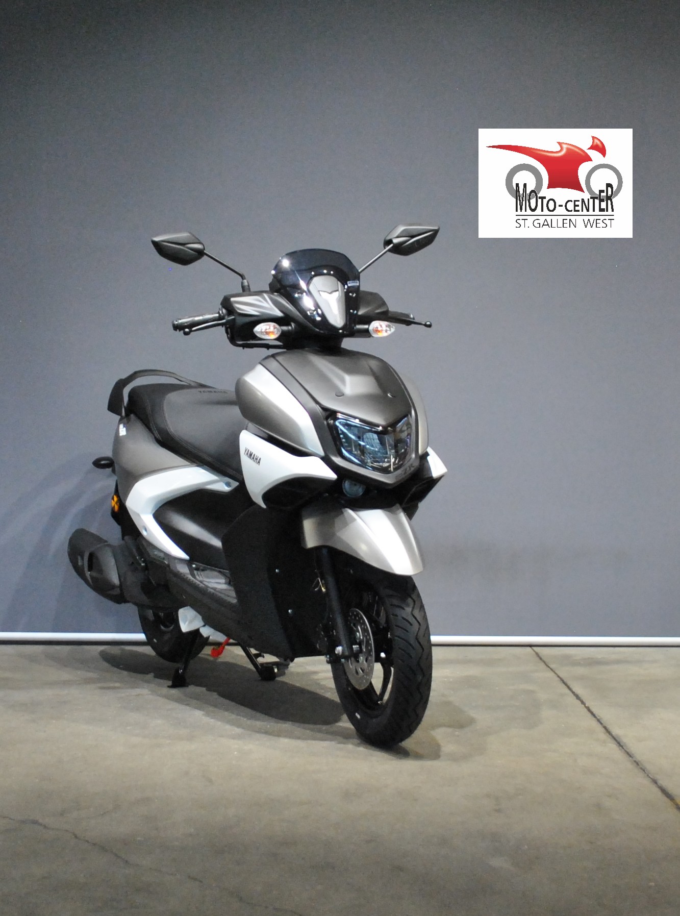 YAMAHA RayZR 125-image-0