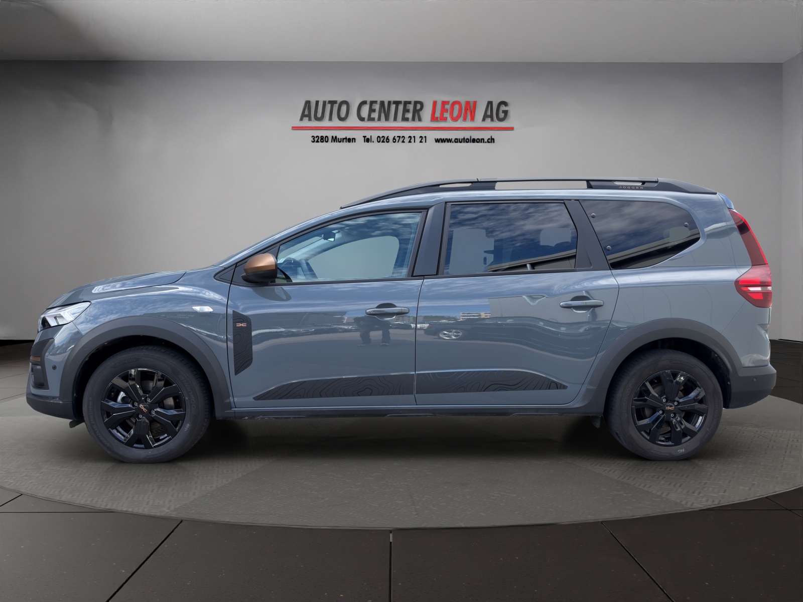DACIA Jogger HEV 140 Extreme+-showroom-element-2