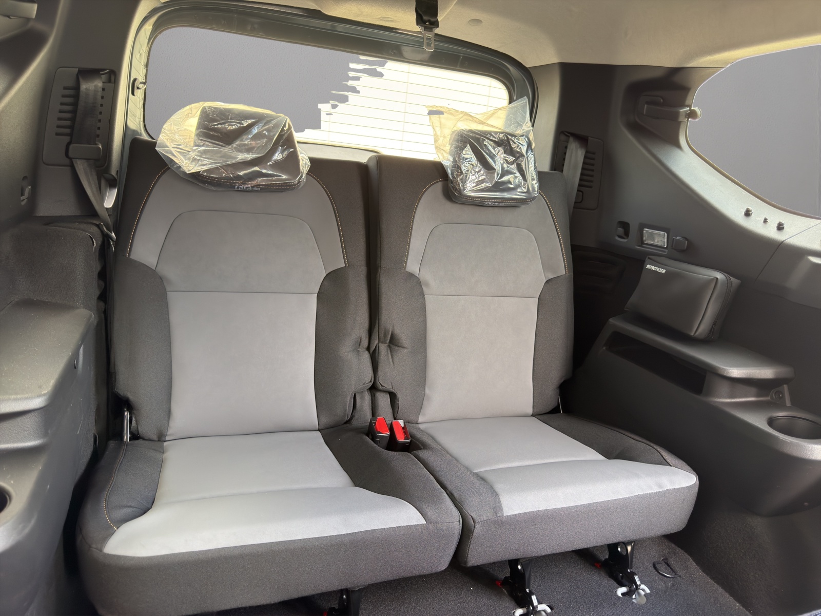 DACIA Jogger HEV 140 Extreme+-image-18