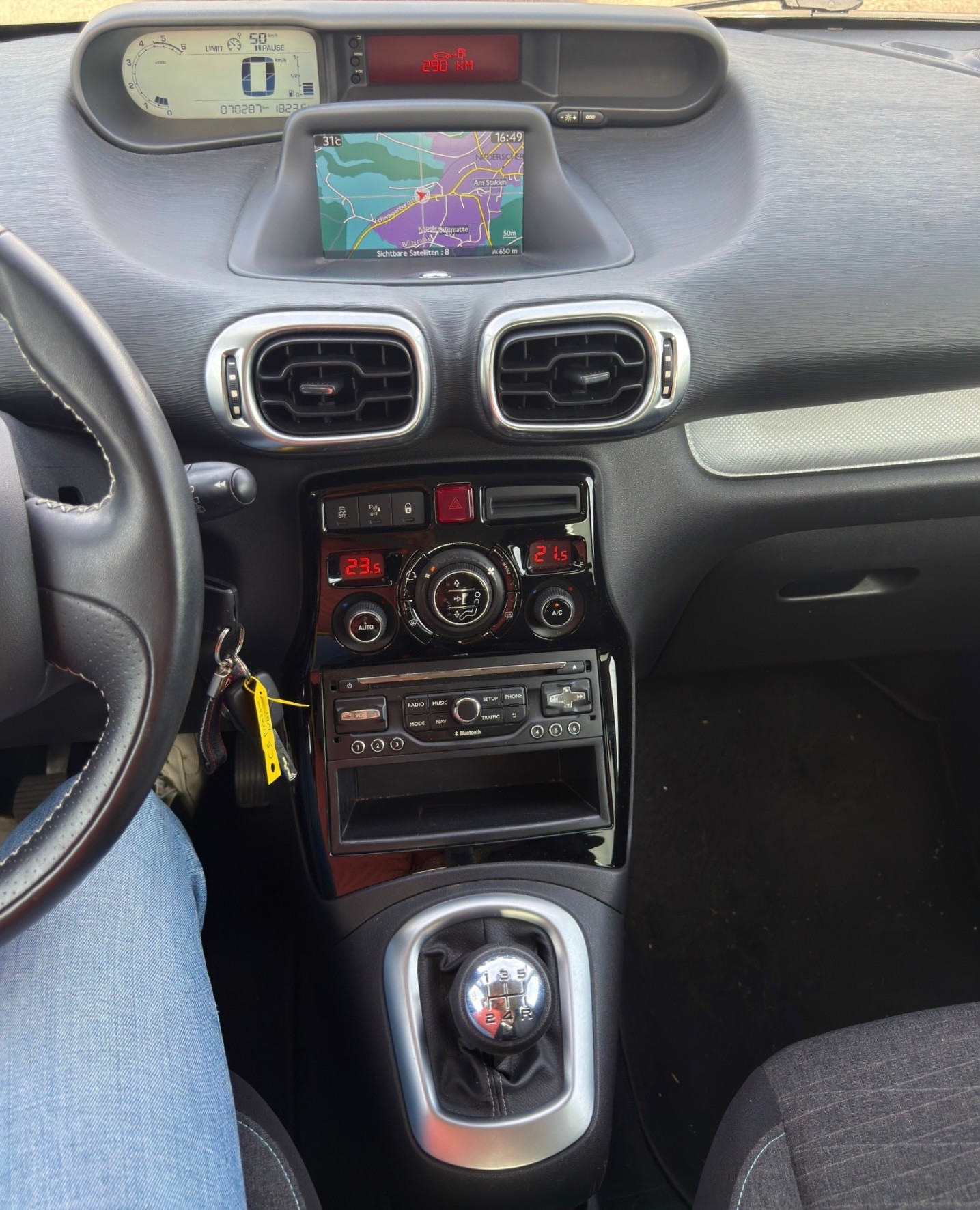 CITROEN C3 Picasso 1.6 BlueHDi Exclusive-image-14