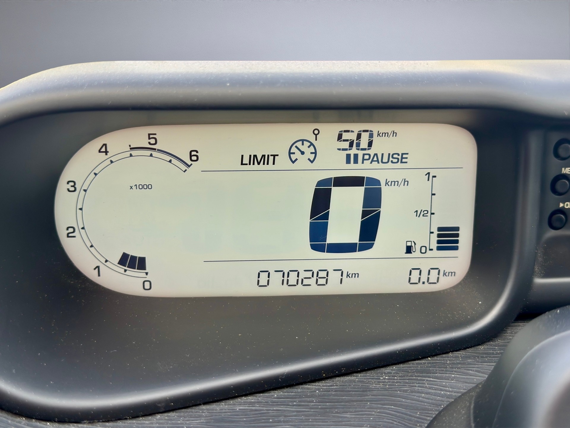 CITROEN C3 Picasso 1.6 BlueHDi Exclusive-image-21