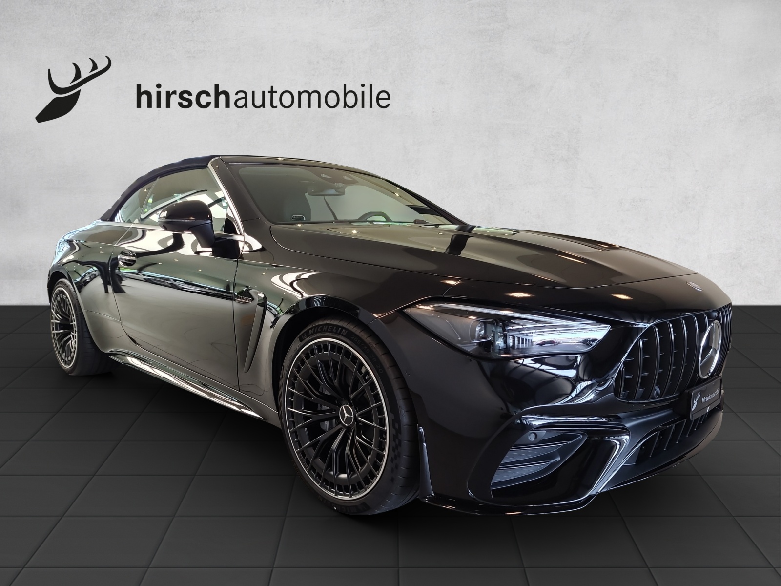 MERCEDES-BENZ CLE AMG 53 Cabrio 4Matic+ 9G-Tronic-image-4