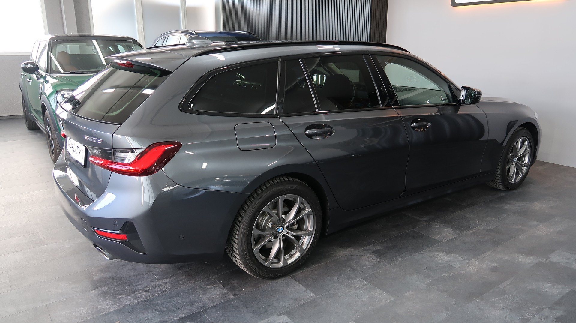 BMW 320d xDrive 48V Touring Sport Line / MFK / CH / GARANTIE-image-8
